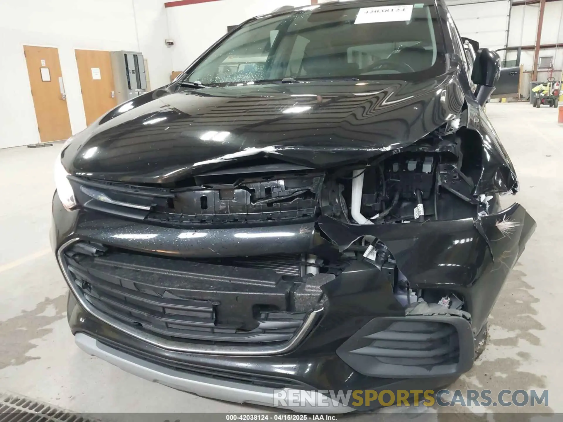 12 Photograph of a damaged car KL7CJLSB0LB092579 CHEVROLET TRAX 2020