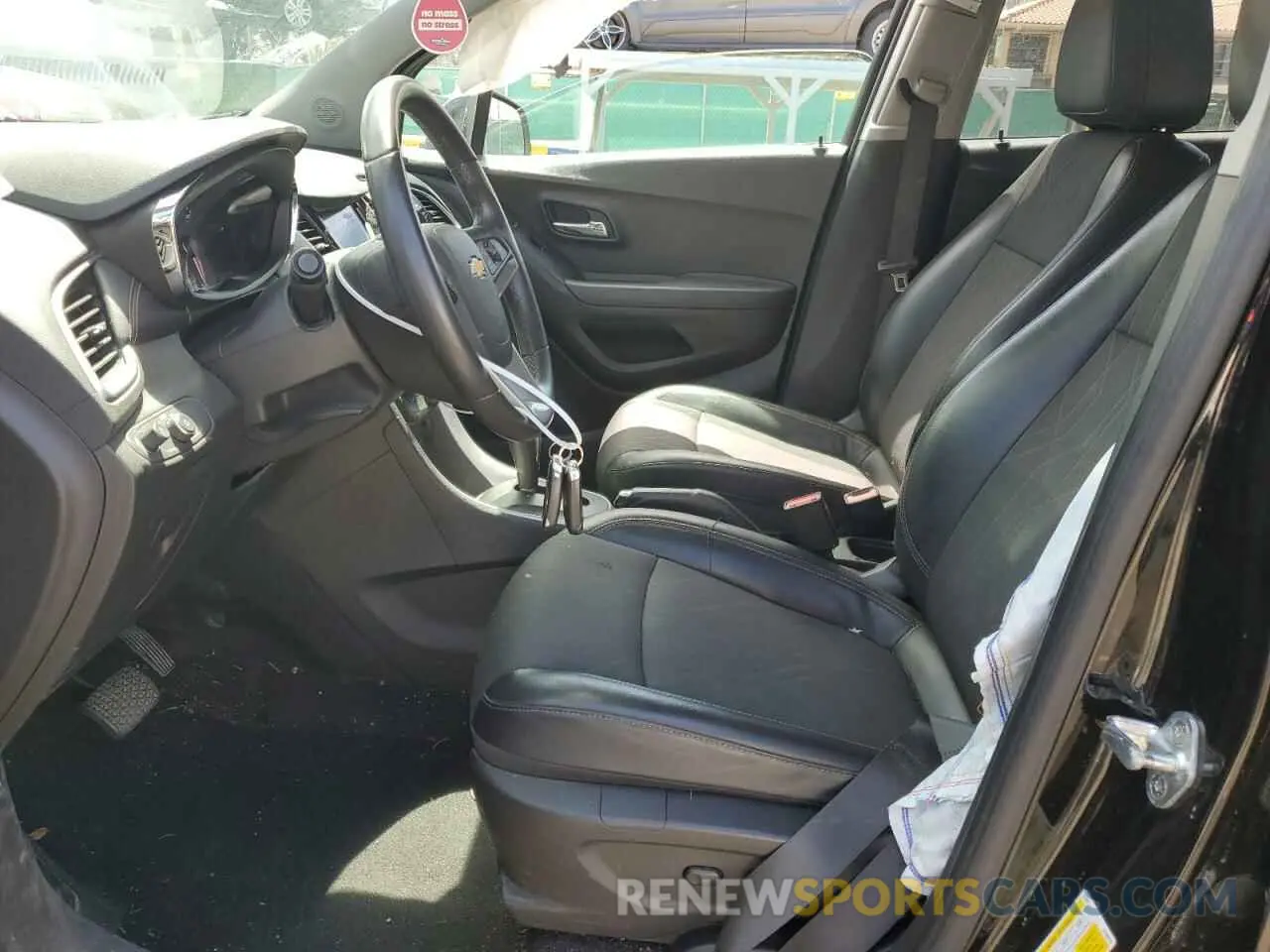7 Photograph of a damaged car KL7CJLSB1LB017566 CHEVROLET TRAX 2020