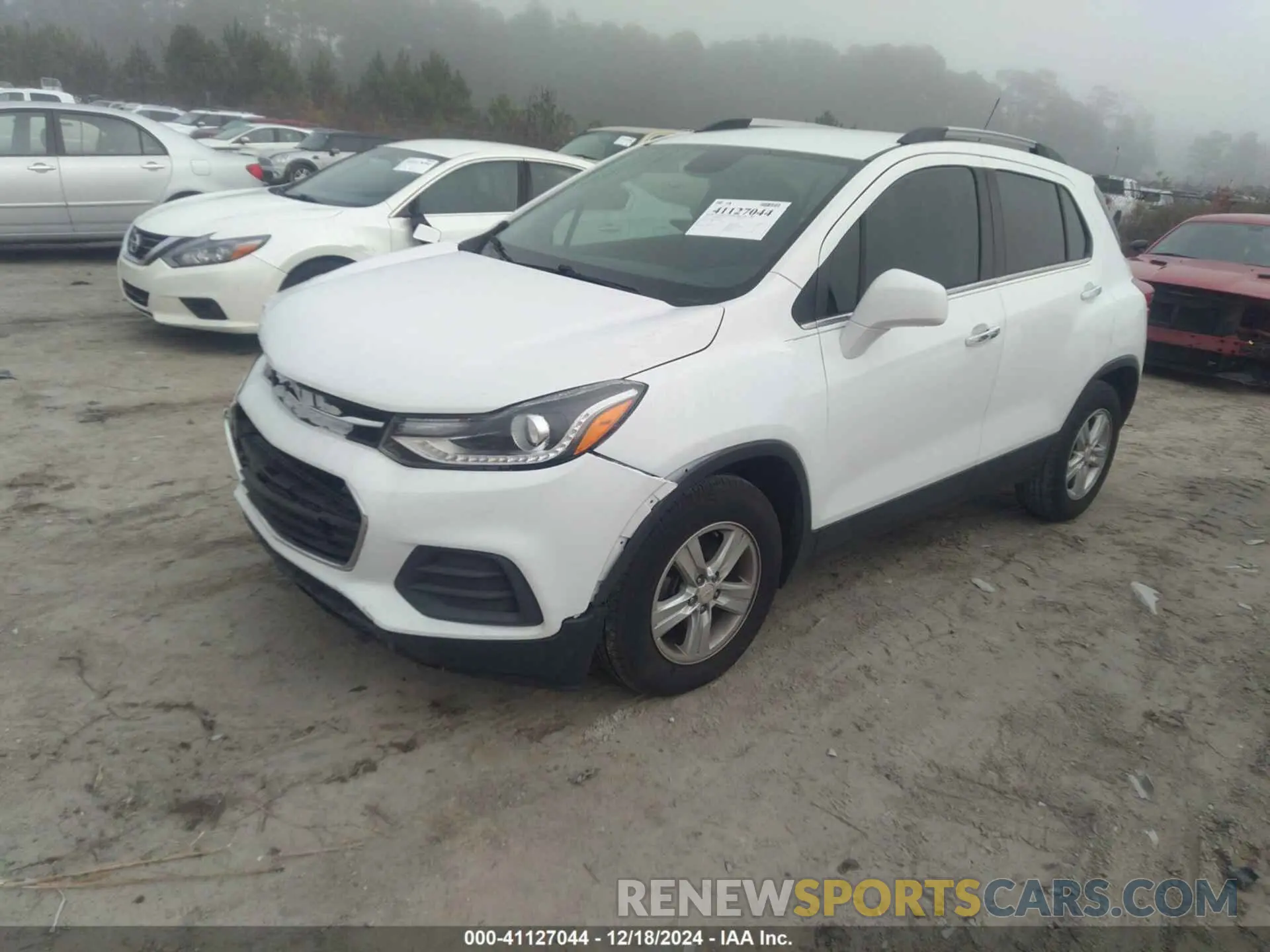 2 Photograph of a damaged car KL7CJLSB1LB075192 CHEVROLET TRAX 2020