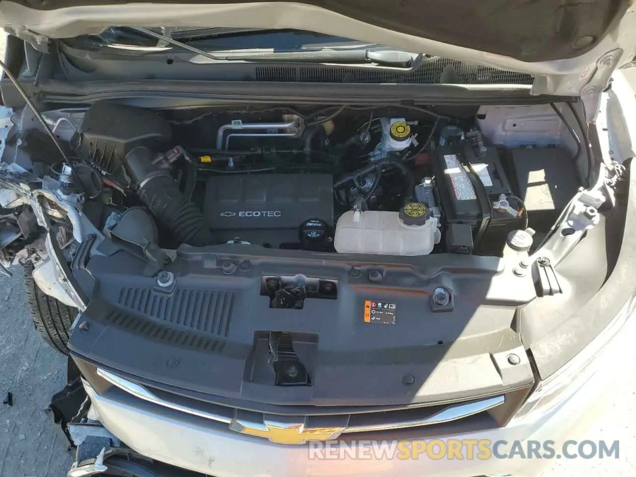 12 Photograph of a damaged car KL7CJLSB2LB001554 CHEVROLET TRAX 2020