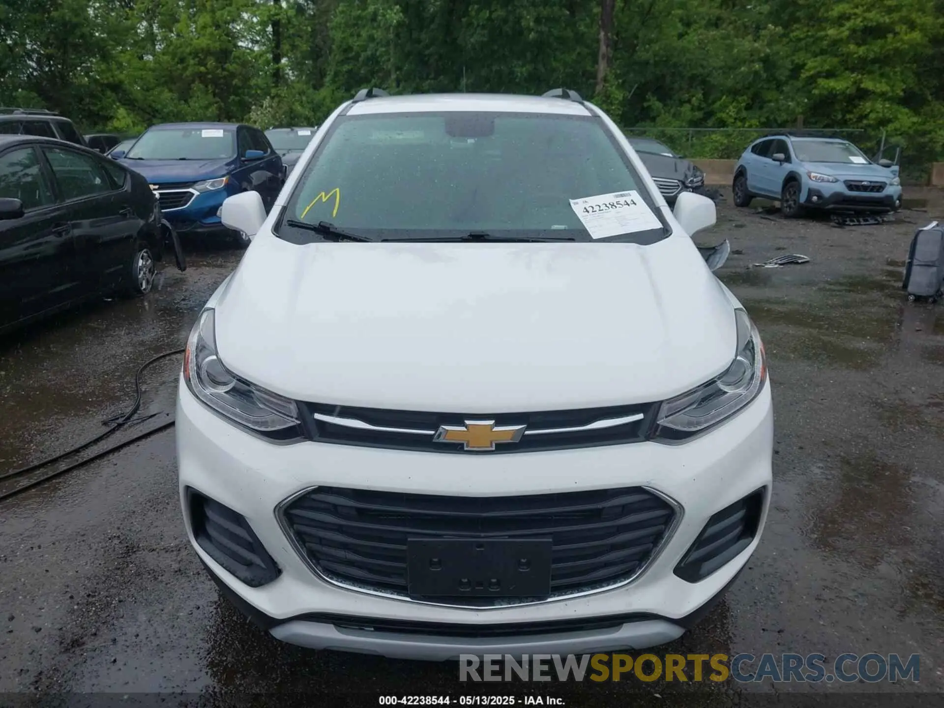 13 Photograph of a damaged car KL7CJLSB2LB006897 CHEVROLET TRAX 2020