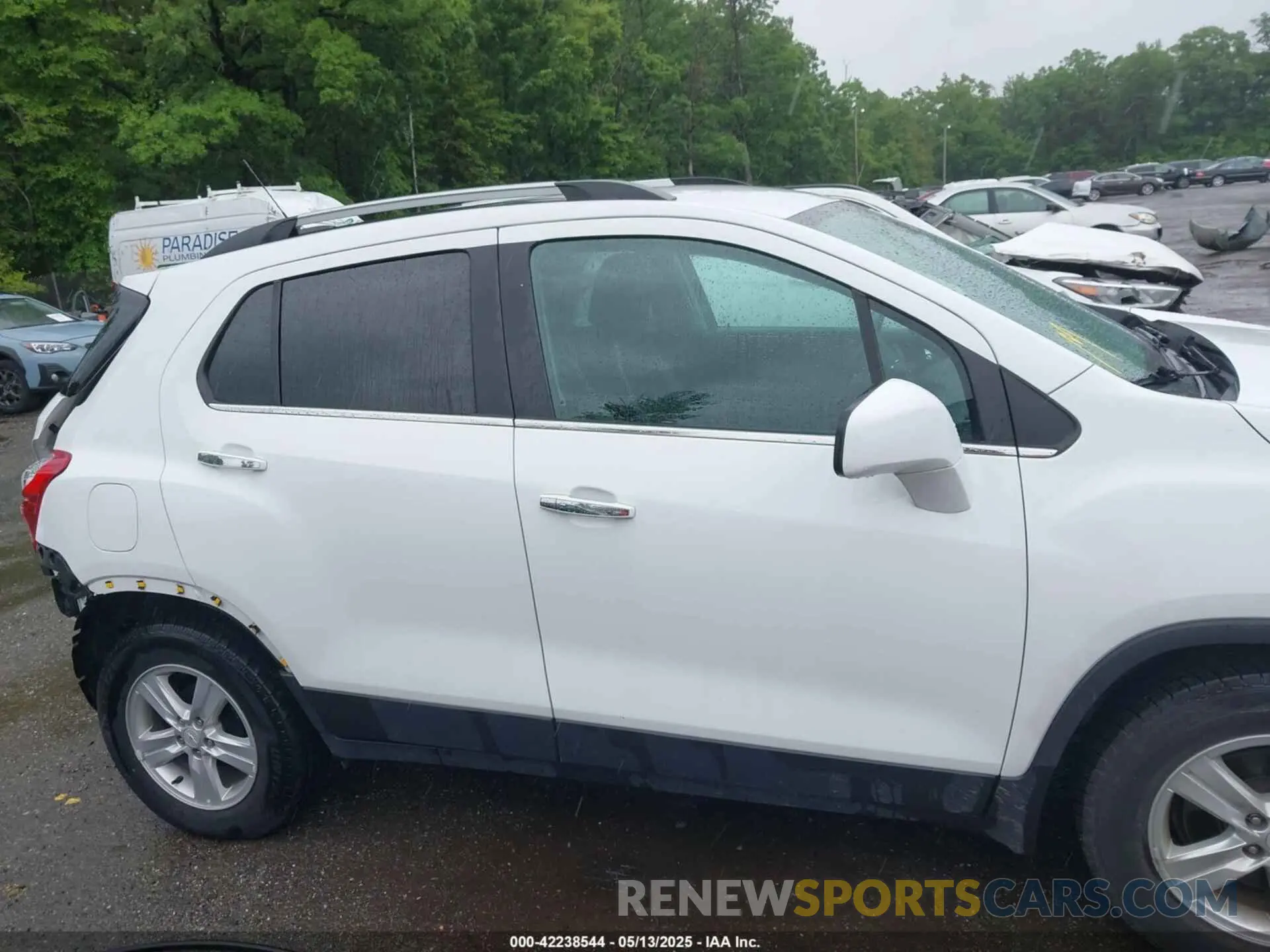 14 Photograph of a damaged car KL7CJLSB2LB006897 CHEVROLET TRAX 2020