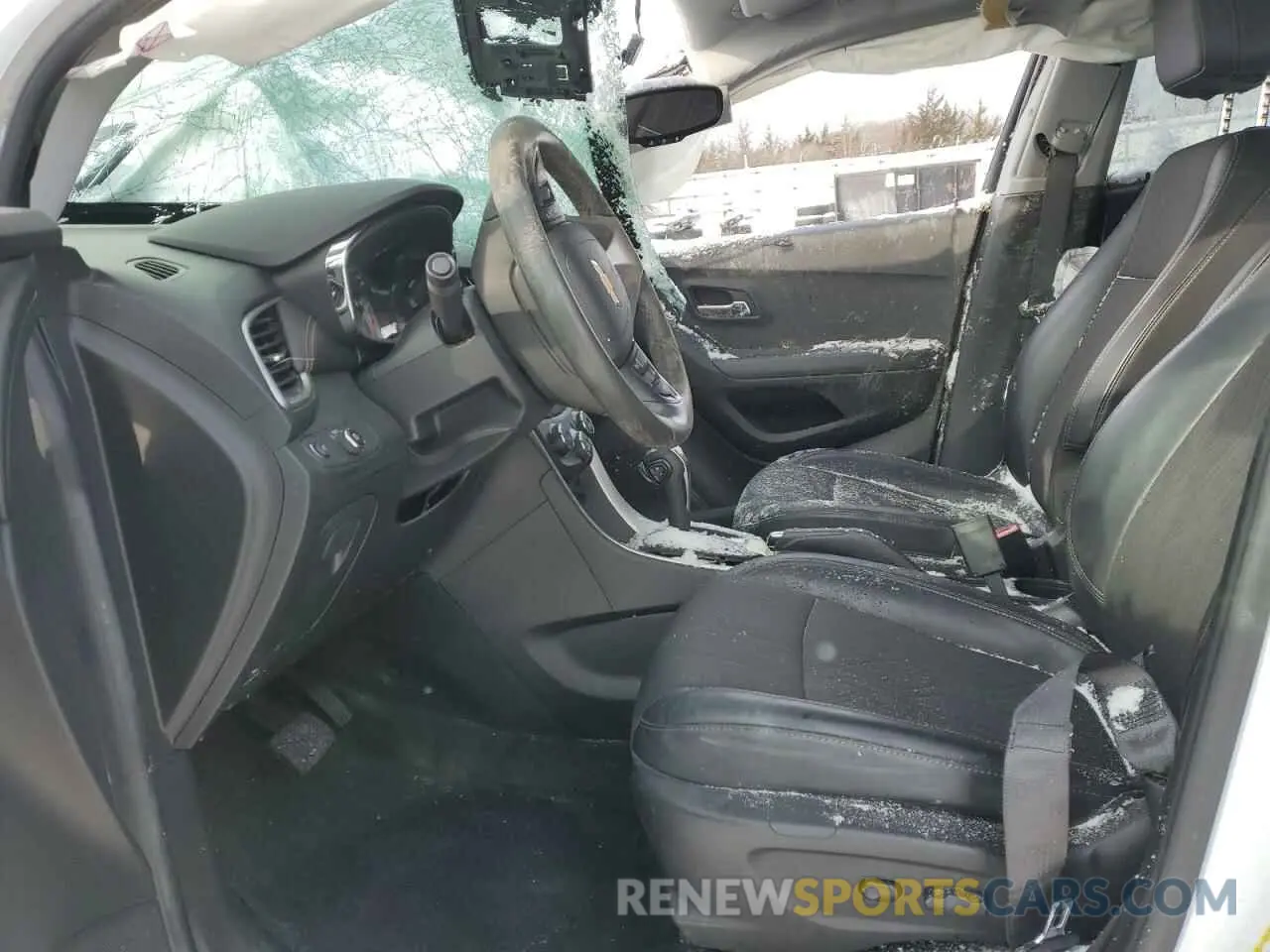 7 Photograph of a damaged car KL7CJLSB2LB007791 CHEVROLET TRAX 2020