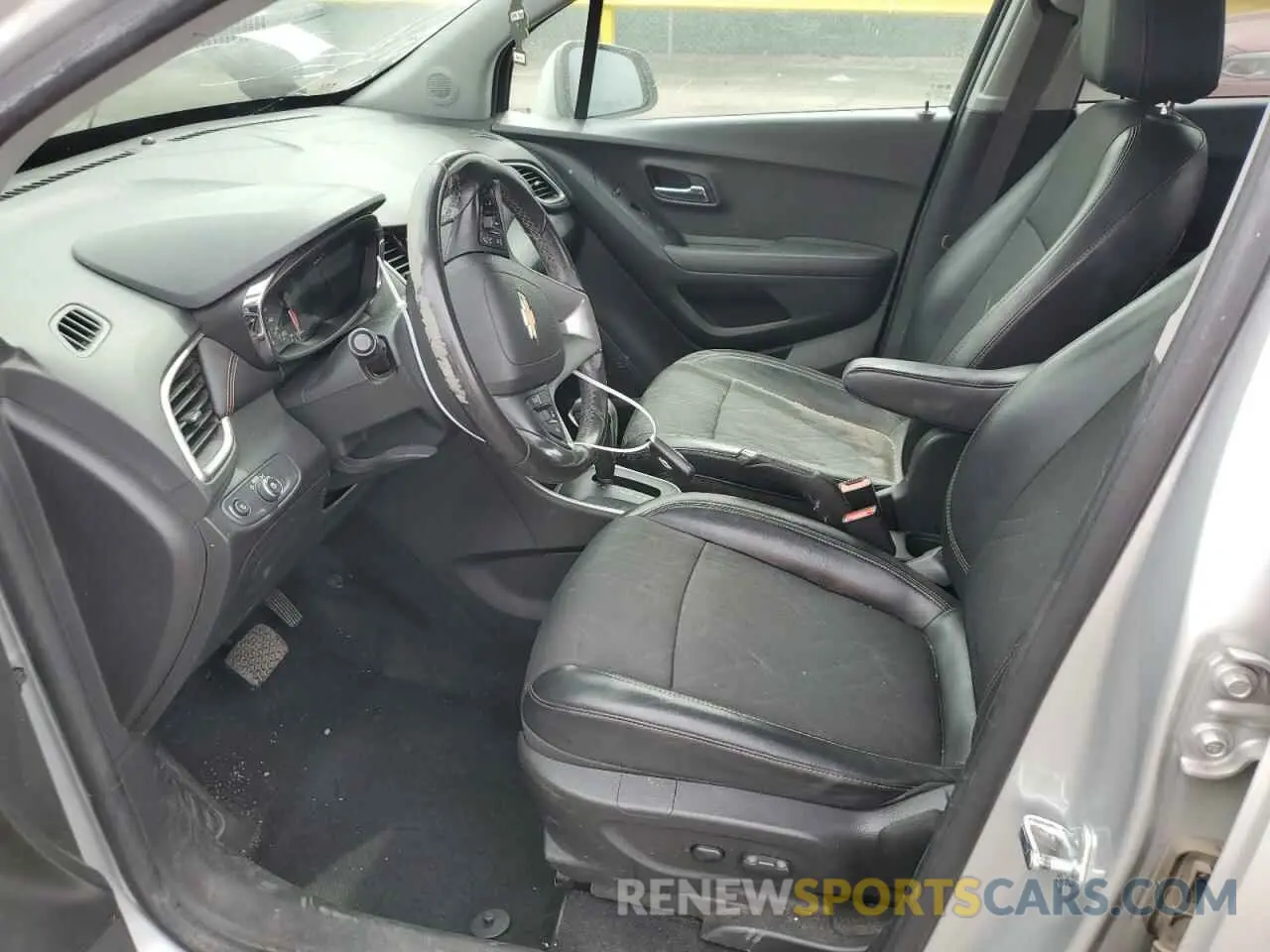 7 Photograph of a damaged car KL7CJLSB2LB009363 CHEVROLET TRAX 2020