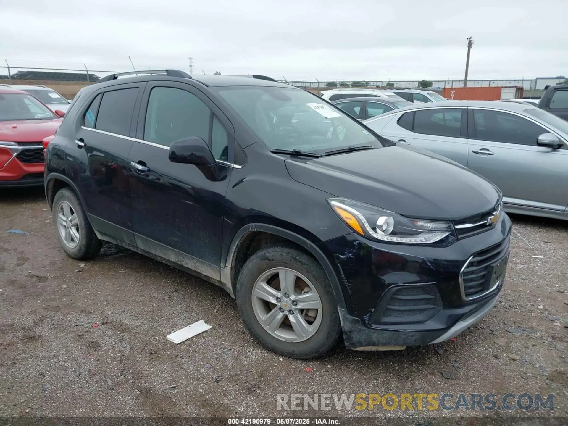 1 Photograph of a damaged car KL7CJLSB2LB015650 CHEVROLET TRAX 2020