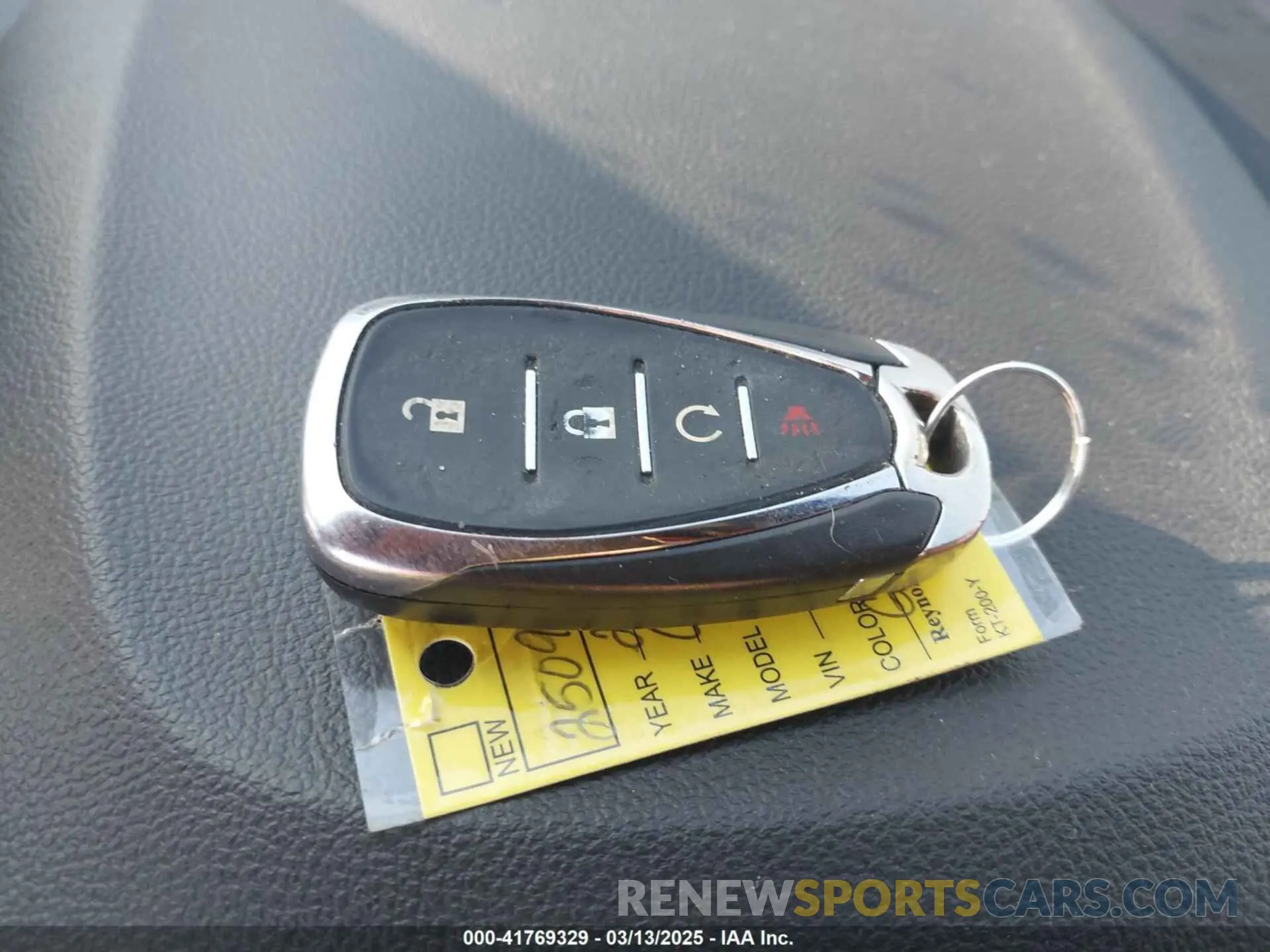 11 Photograph of a damaged car KL7CJLSB2LB322171 CHEVROLET TRAX 2020