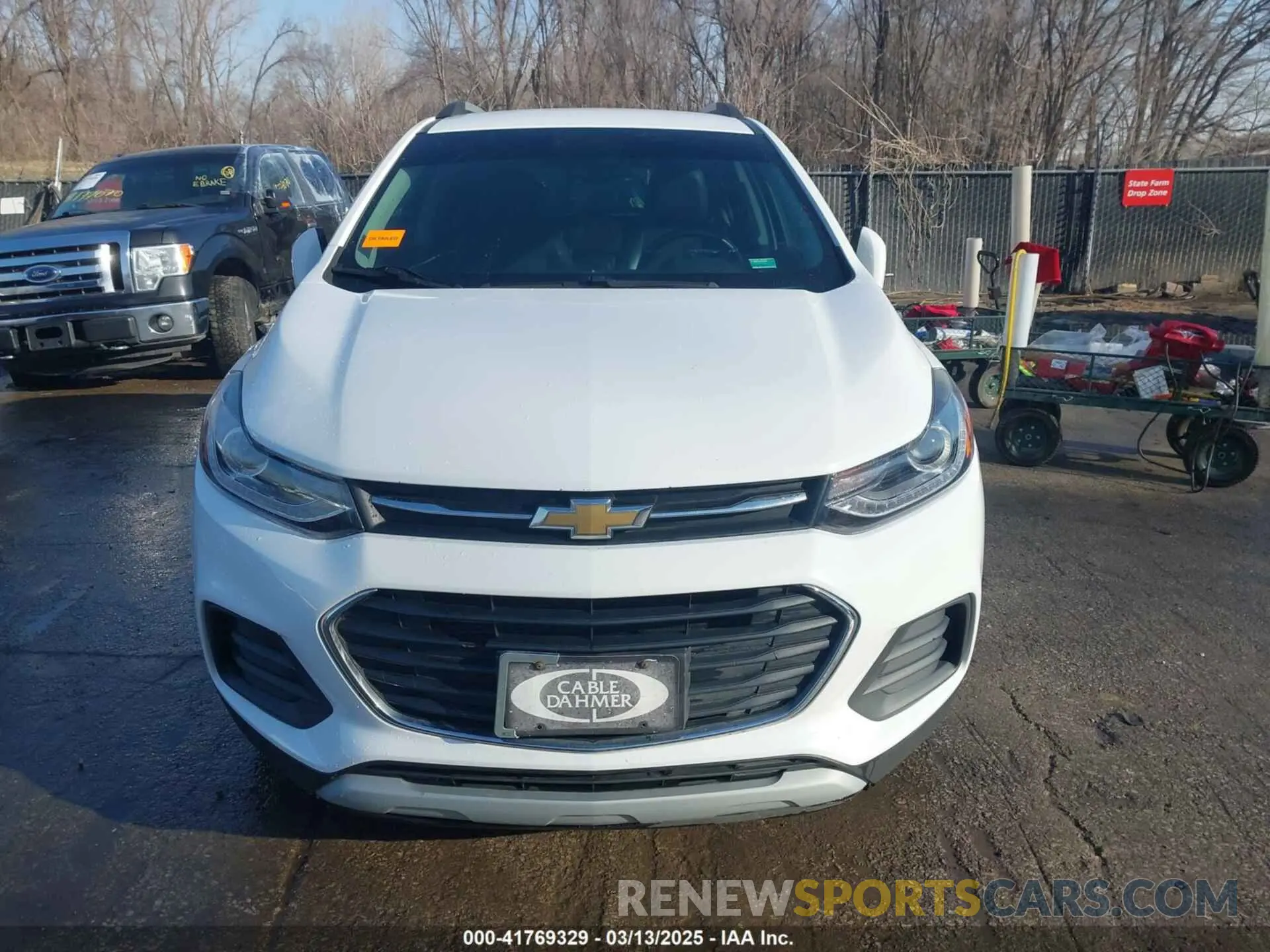 12 Photograph of a damaged car KL7CJLSB2LB322171 CHEVROLET TRAX 2020