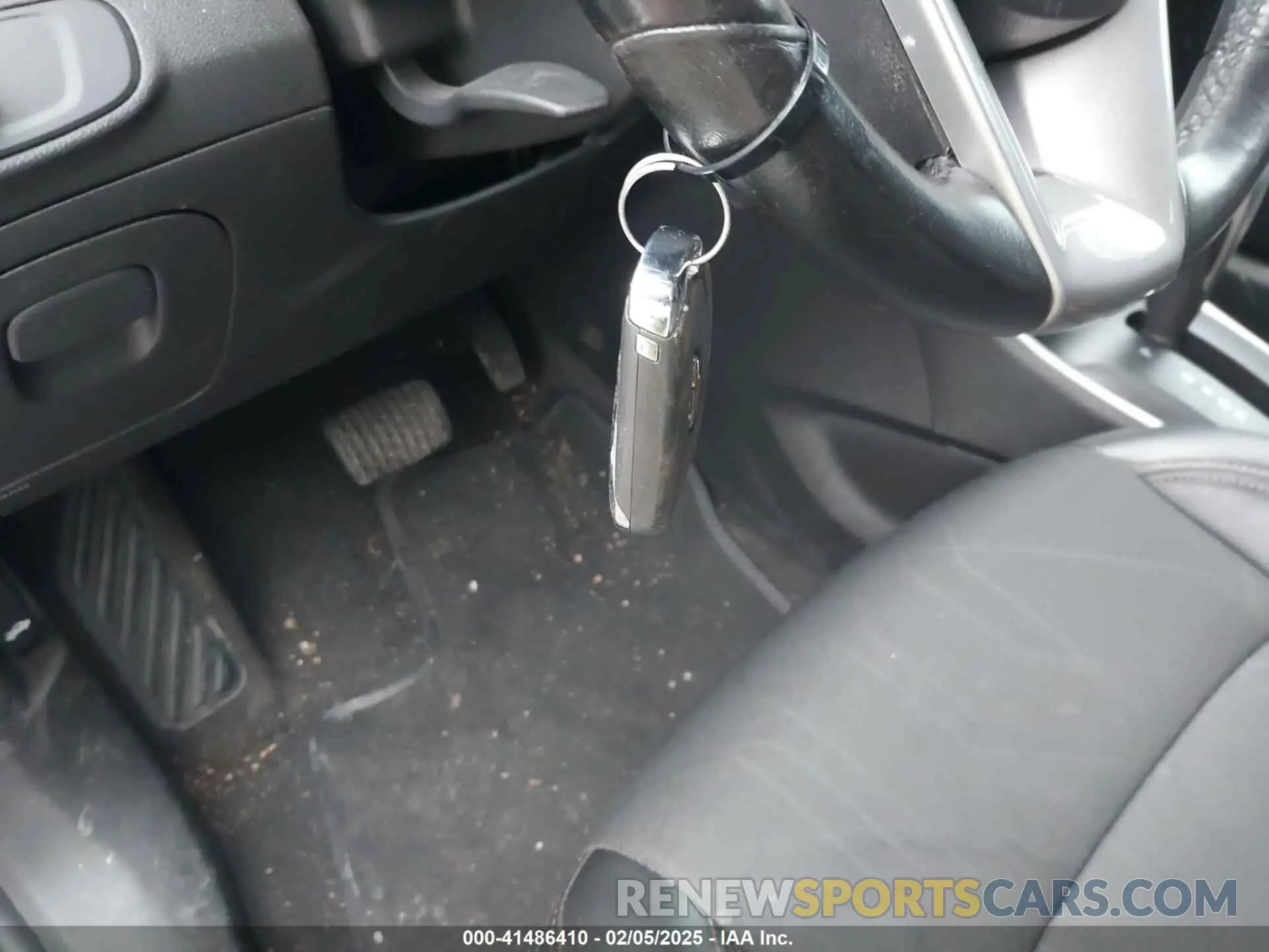 11 Photograph of a damaged car KL7CJLSB3LB058250 CHEVROLET TRAX 2020