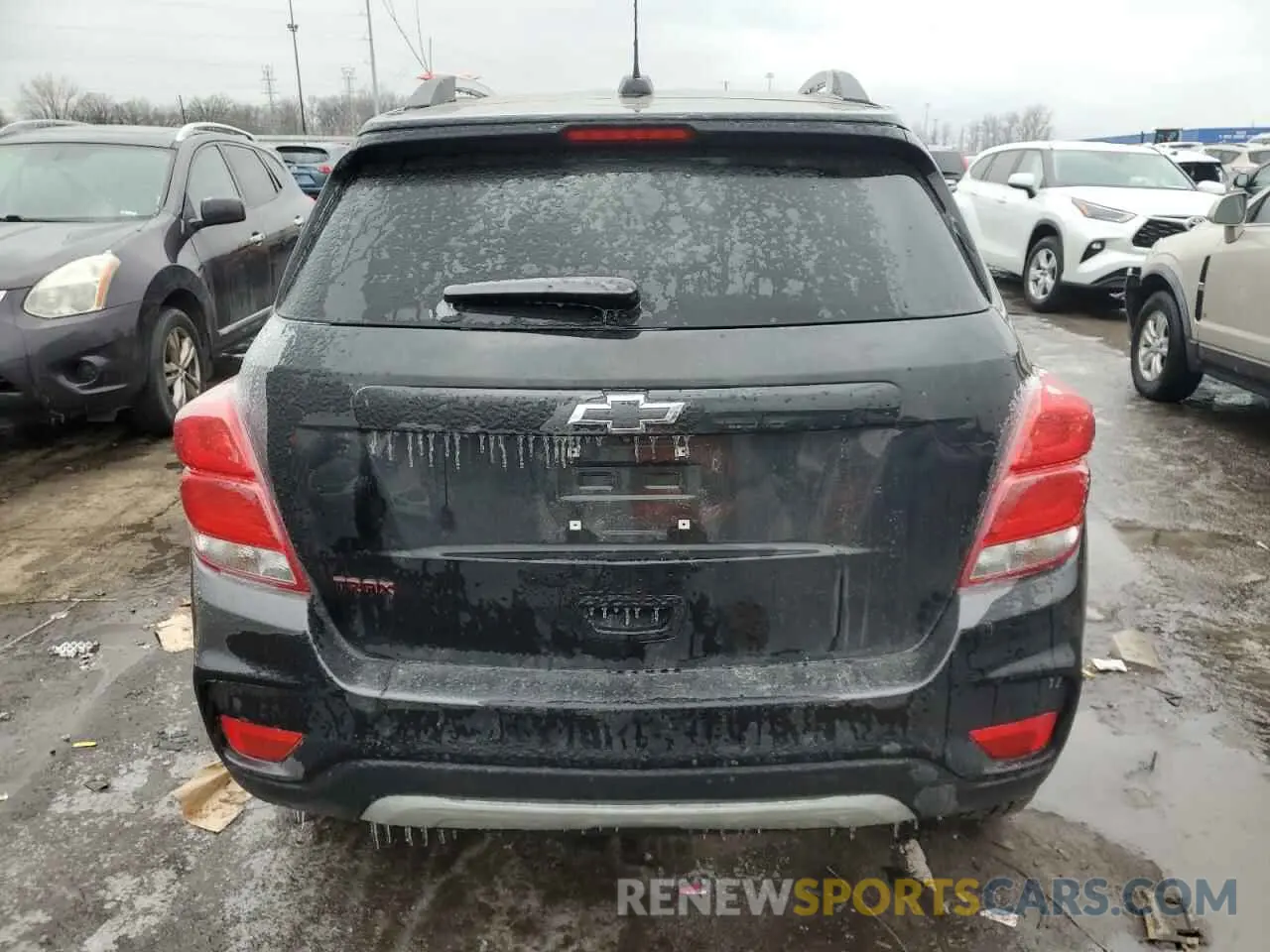 6 Photograph of a damaged car KL7CJLSB3LB333292 CHEVROLET TRAX 2020
