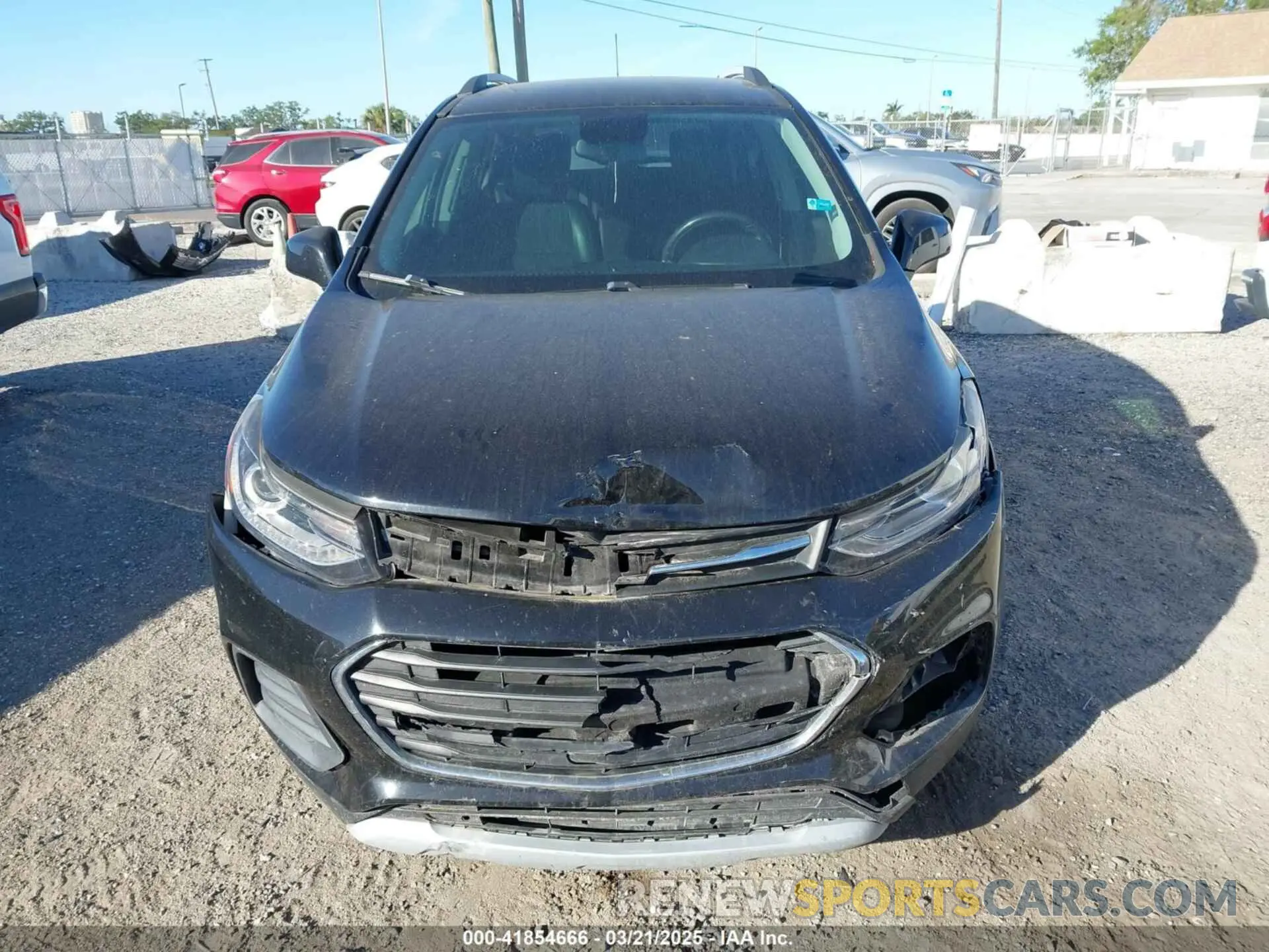 6 Photograph of a damaged car KL7CJLSB4LB011695 CHEVROLET TRAX 2020