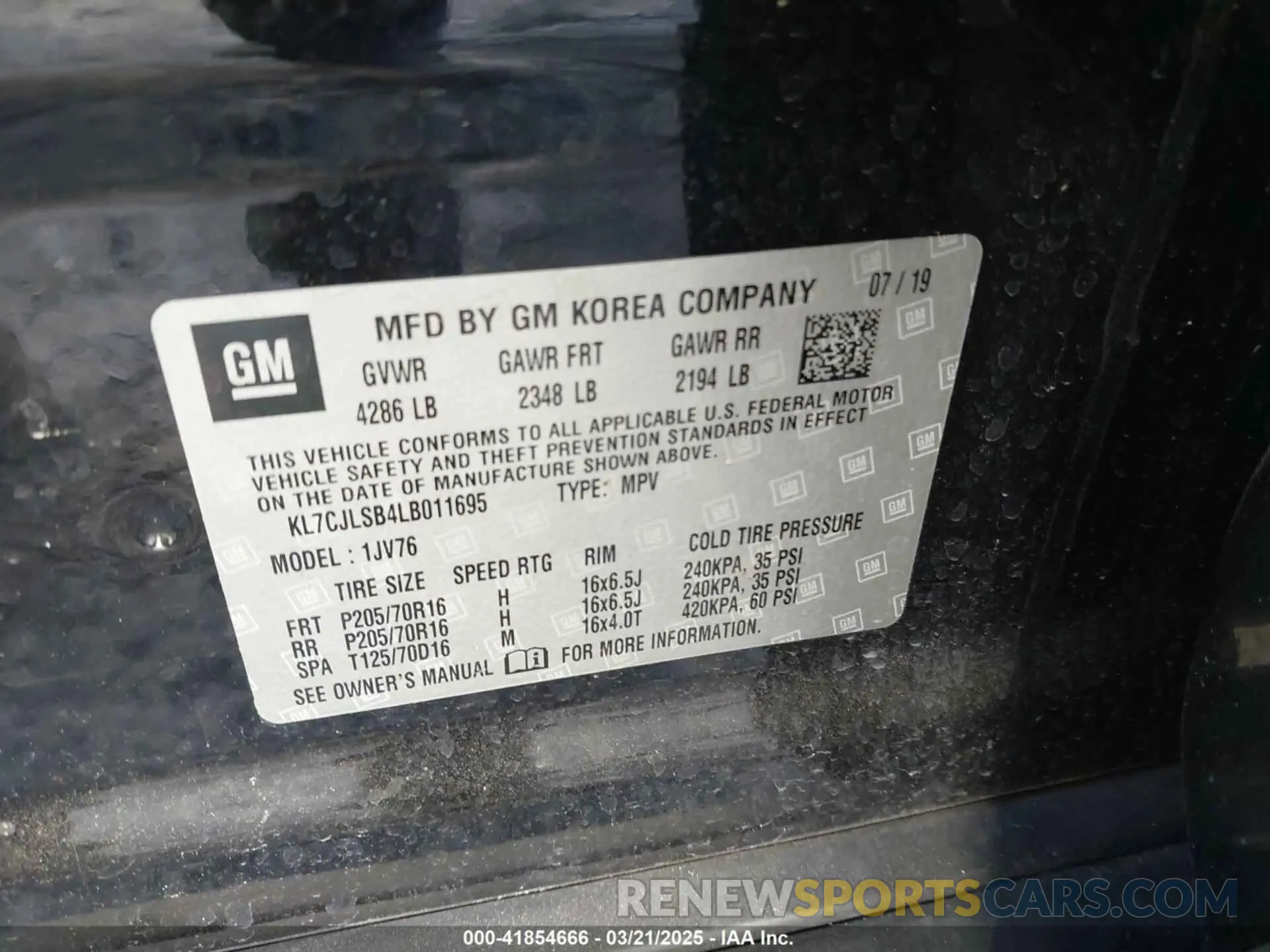 9 Photograph of a damaged car KL7CJLSB4LB011695 CHEVROLET TRAX 2020