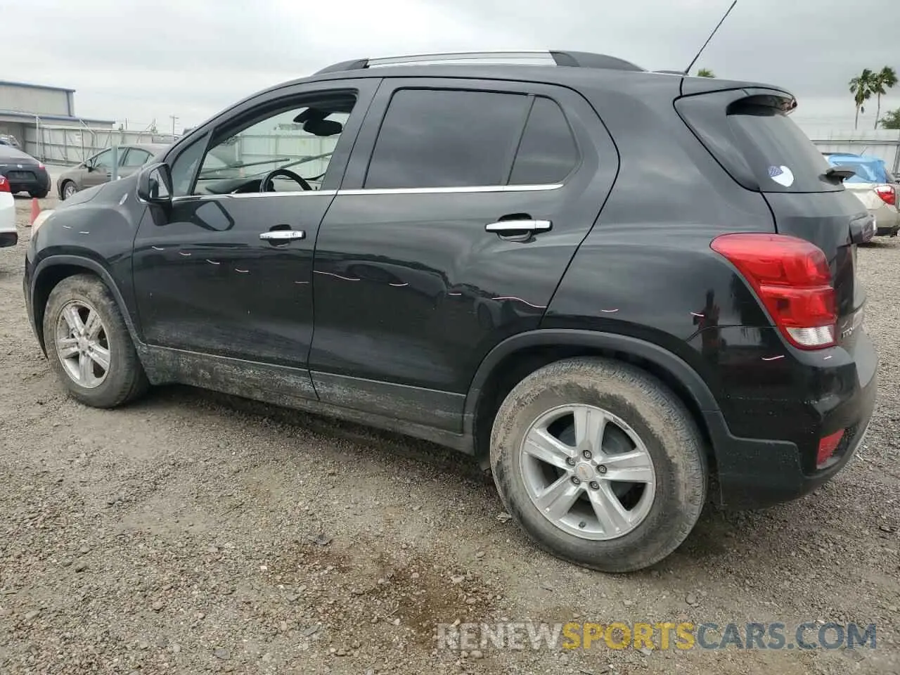 2 Photograph of a damaged car KL7CJLSB4LB027556 CHEVROLET TRAX 2020