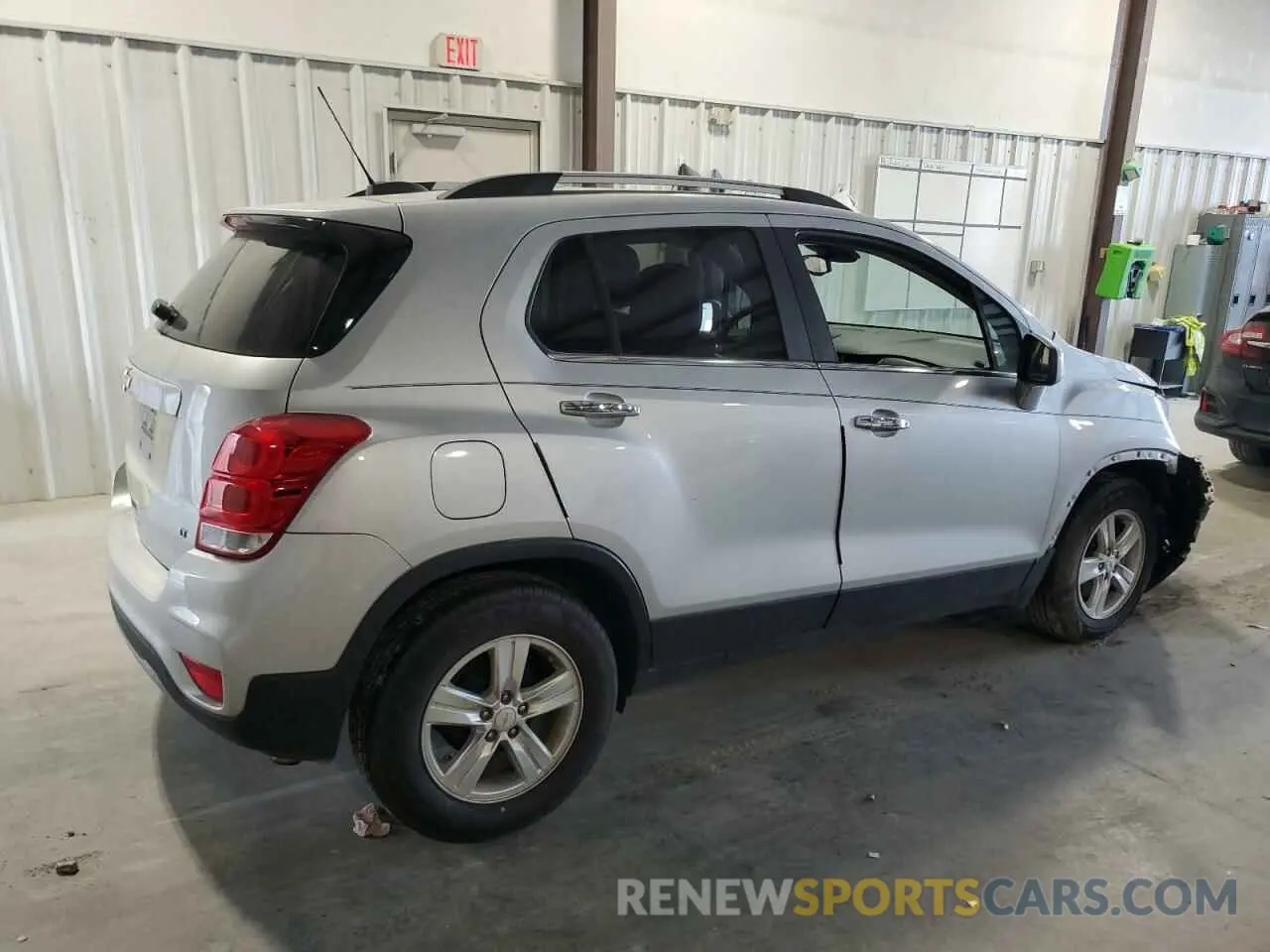 3 Photograph of a damaged car KL7CJLSB5LB017554 CHEVROLET TRAX 2020