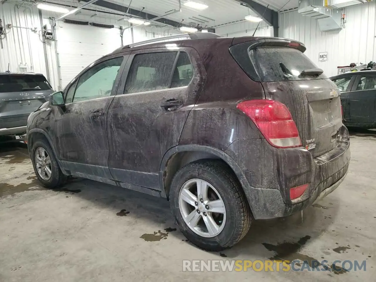 2 Photograph of a damaged car KL7CJLSB5LB334573 CHEVROLET TRAX 2020