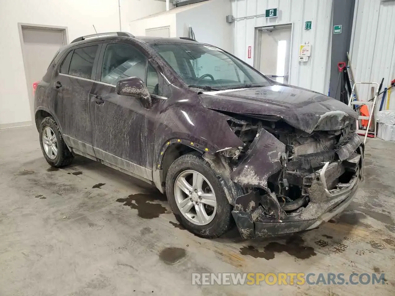 4 Photograph of a damaged car KL7CJLSB5LB334573 CHEVROLET TRAX 2020