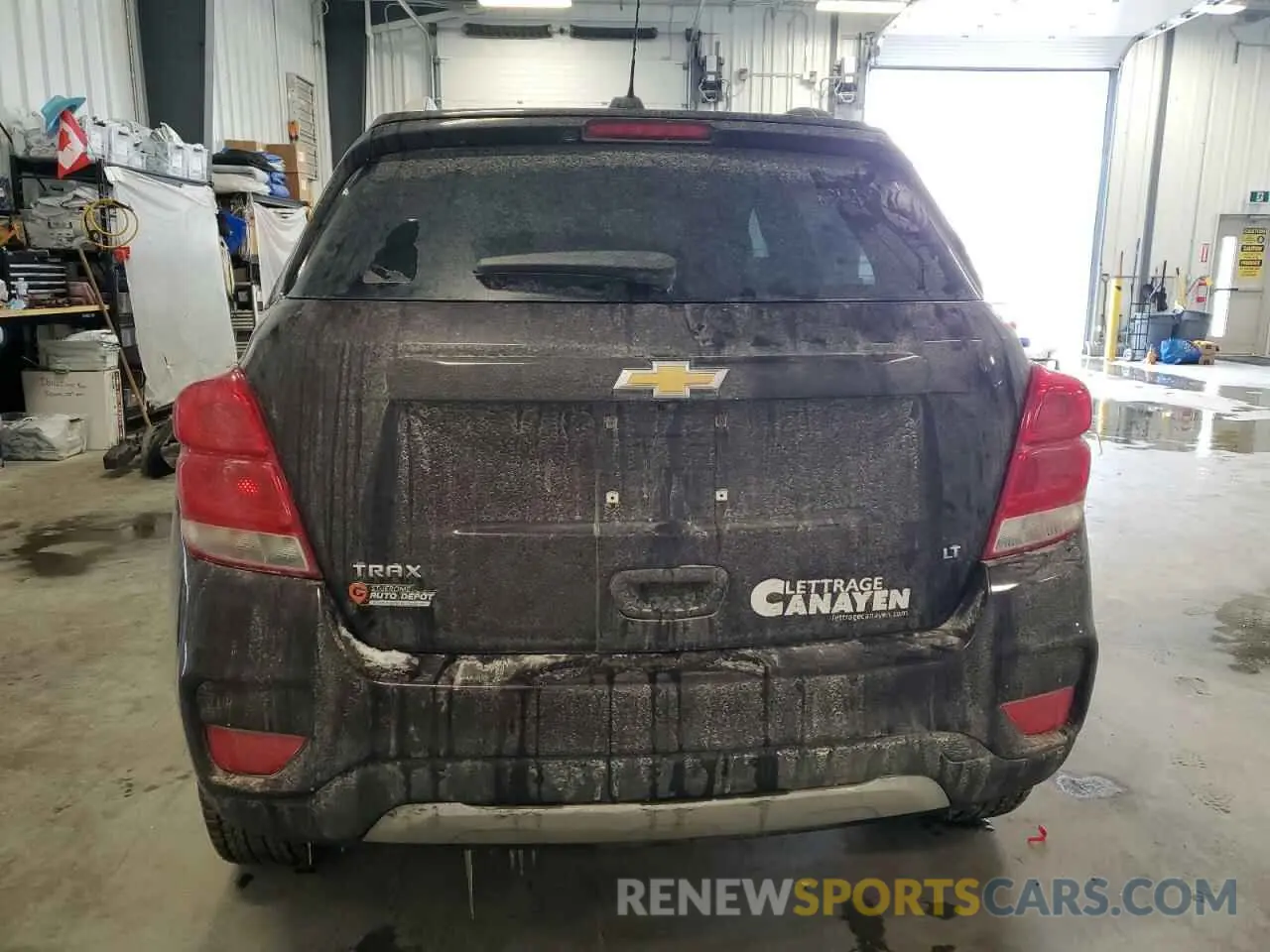 6 Photograph of a damaged car KL7CJLSB5LB334573 CHEVROLET TRAX 2020