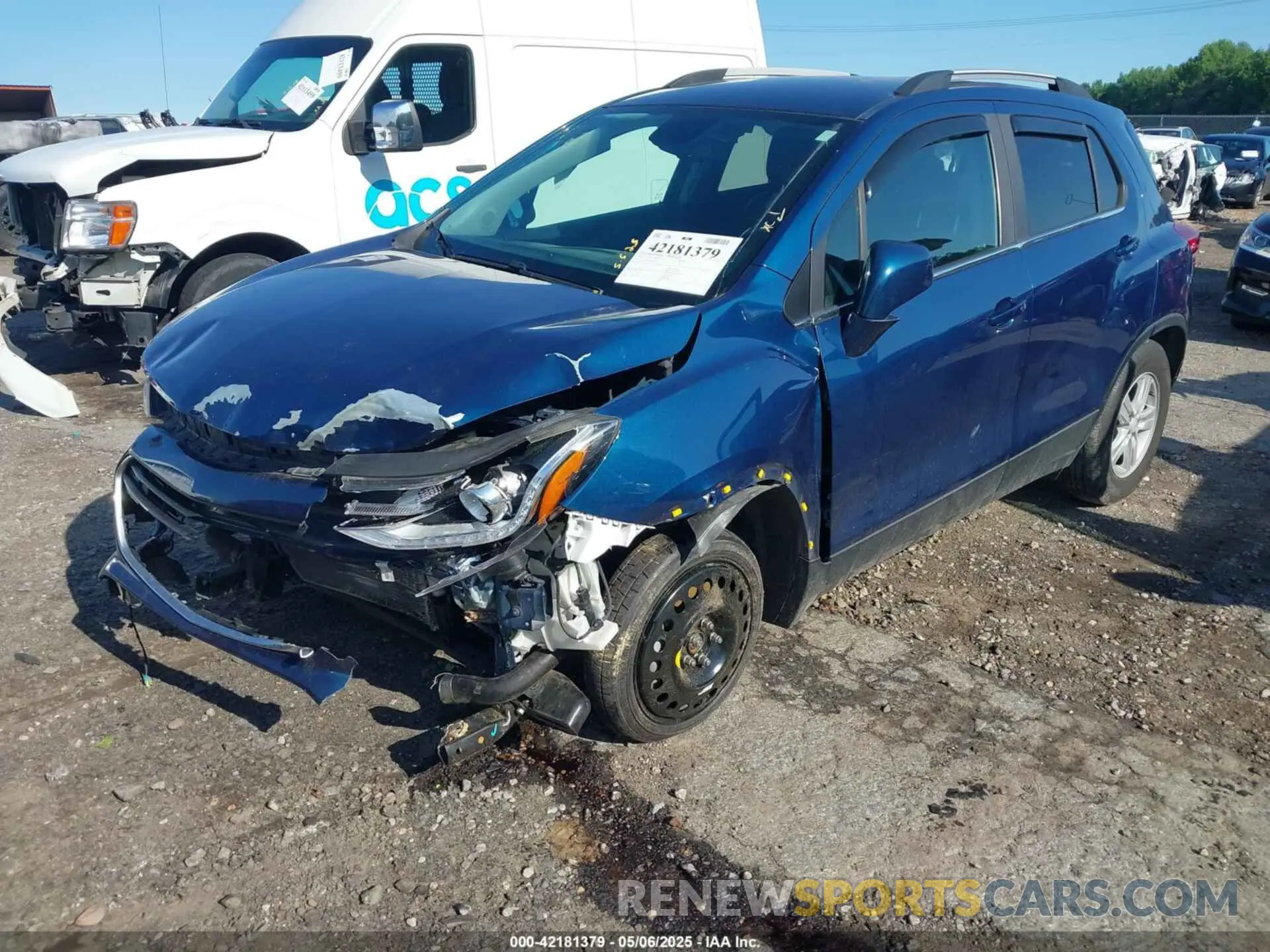2 Photograph of a damaged car KL7CJLSB5LB337747 CHEVROLET TRAX 2020