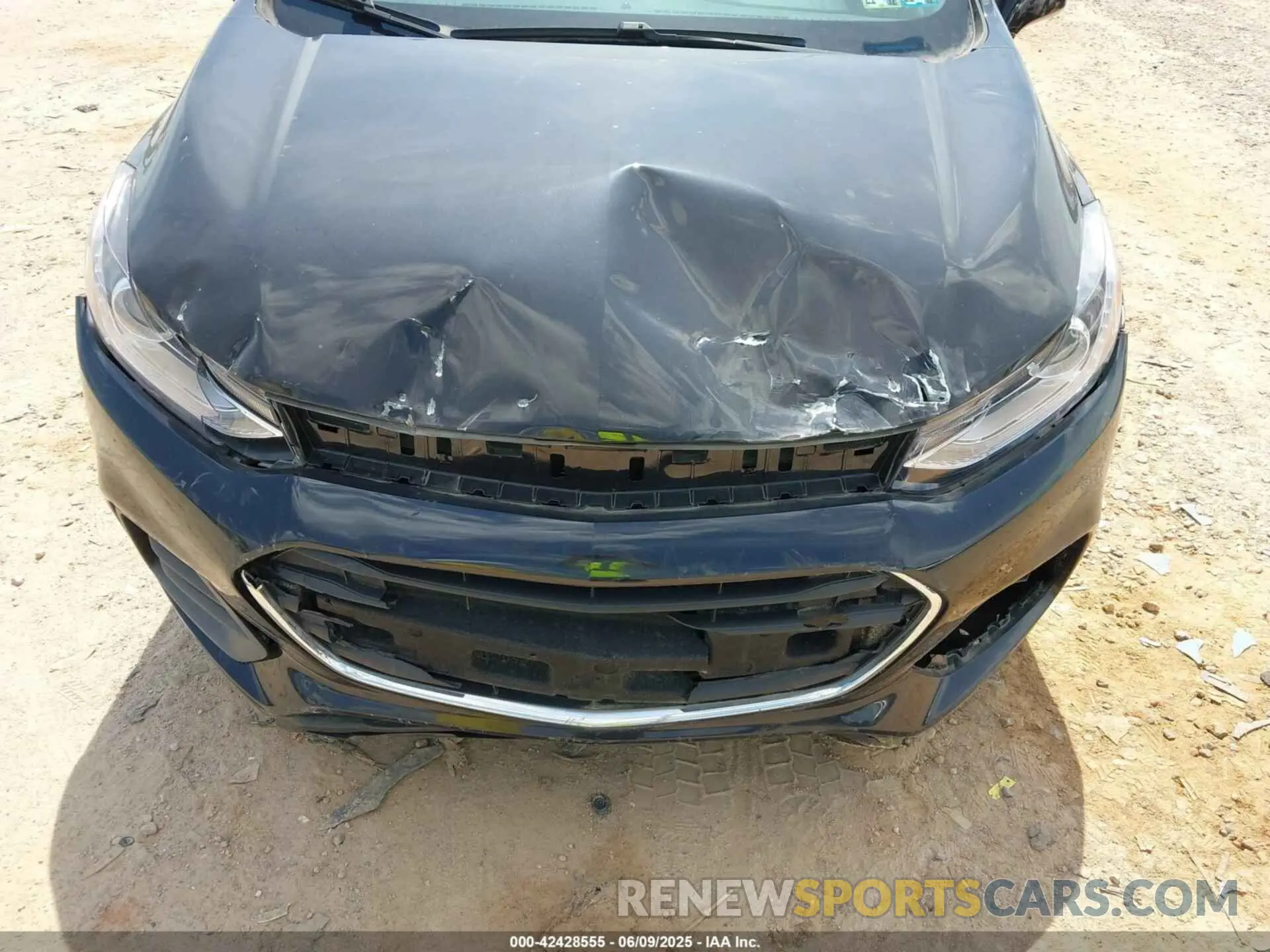 6 Photograph of a damaged car KL7CJLSB6LB007664 CHEVROLET TRAX 2020