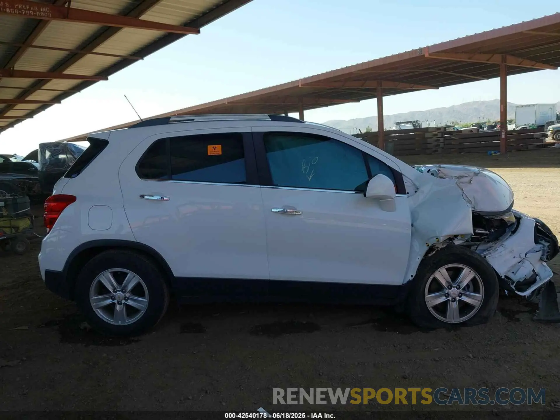 12 Photograph of a damaged car KL7CJLSB6LB008877 CHEVROLET TRAX 2020