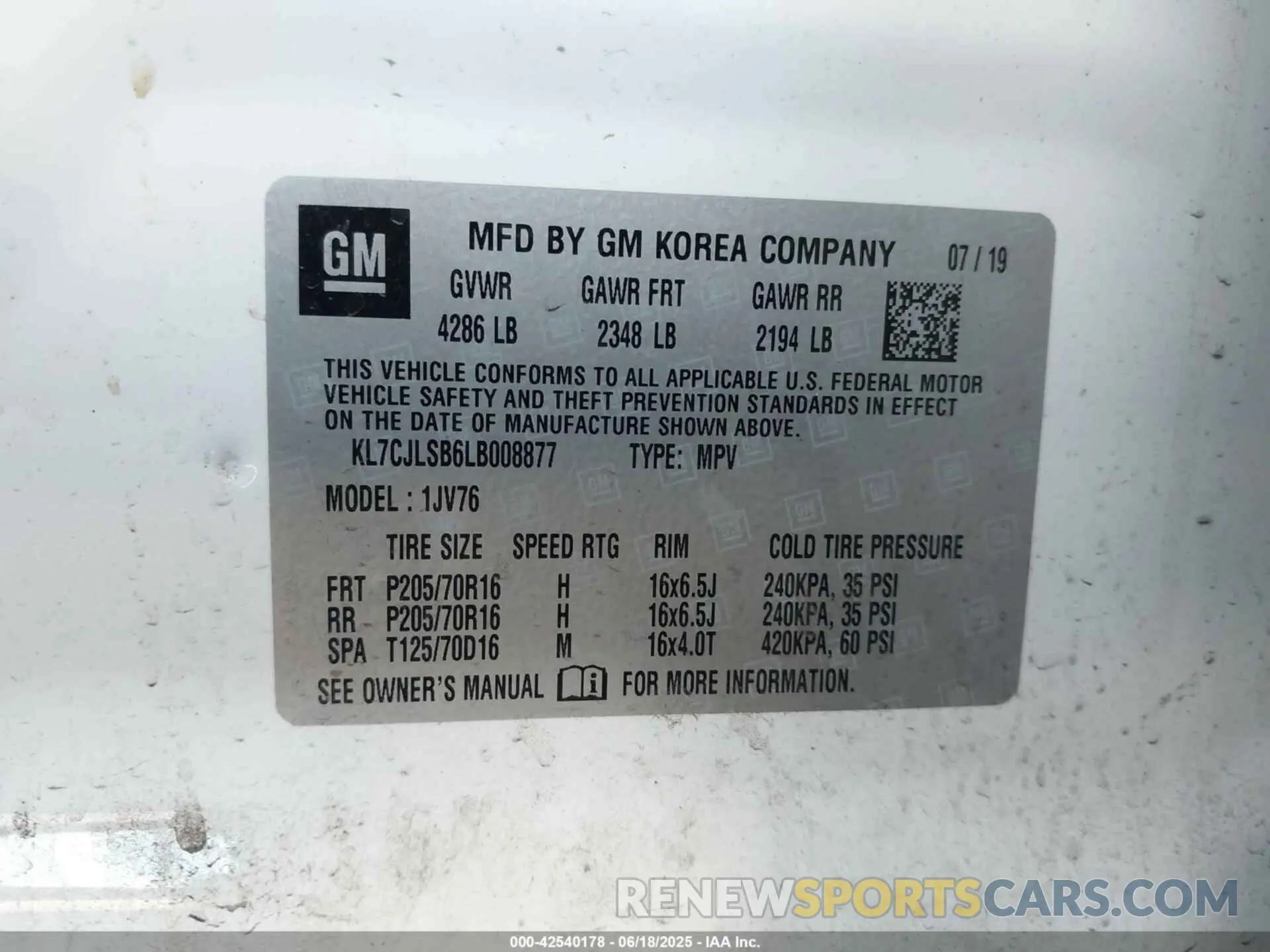 9 Photograph of a damaged car KL7CJLSB6LB008877 CHEVROLET TRAX 2020