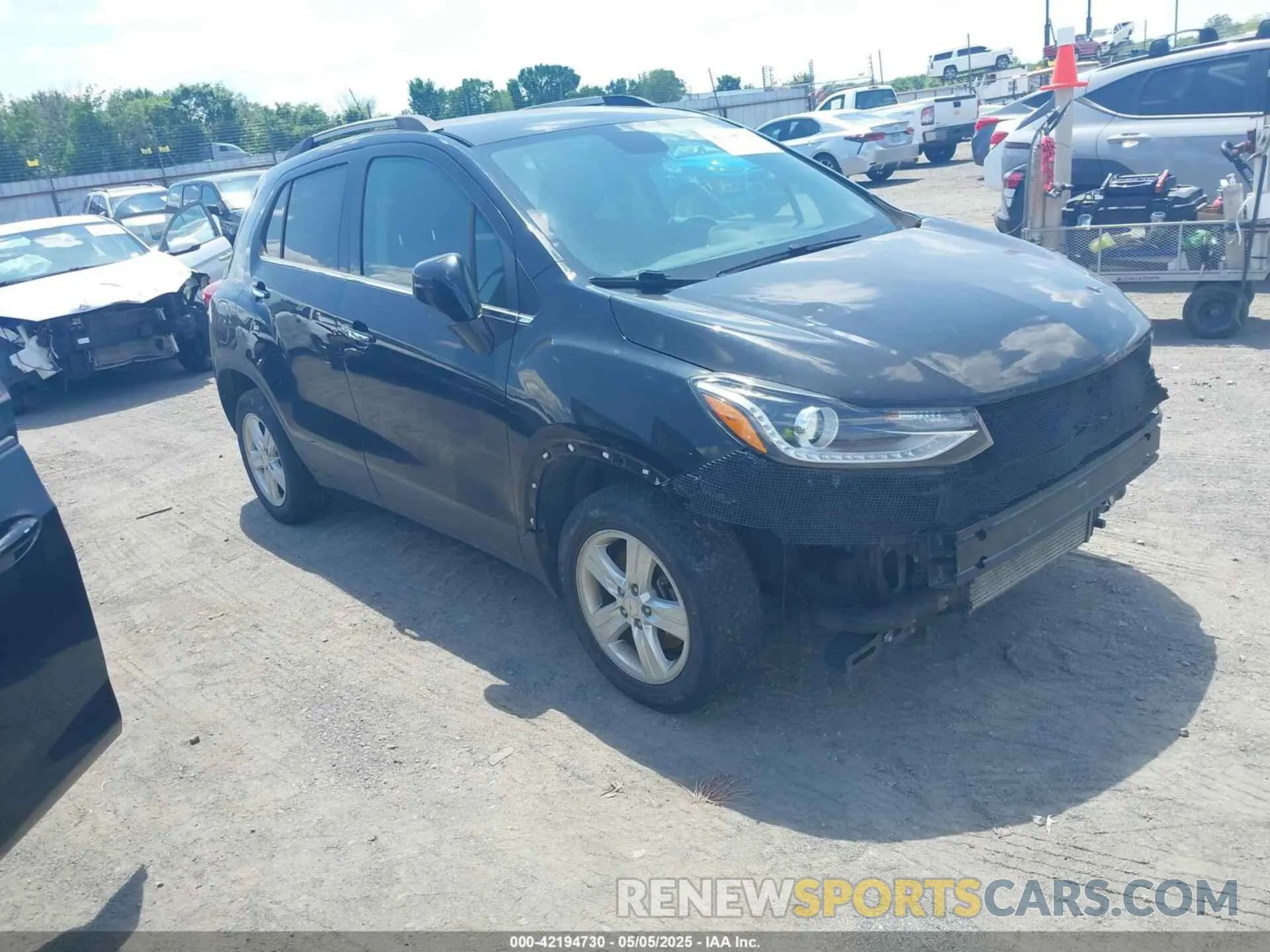 1 Photograph of a damaged car KL7CJLSB6LB014470 CHEVROLET TRAX 2020