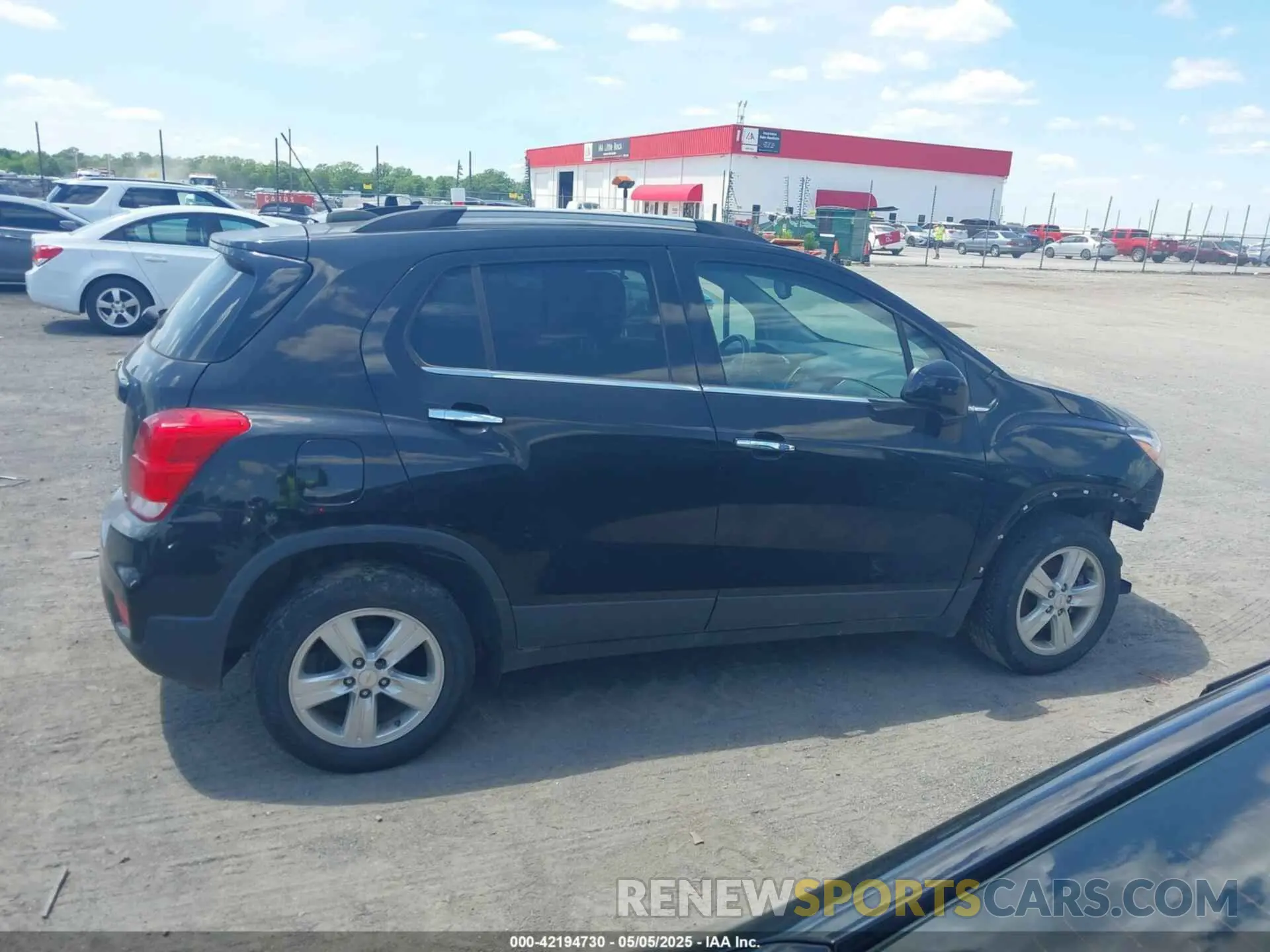 13 Photograph of a damaged car KL7CJLSB6LB014470 CHEVROLET TRAX 2020
