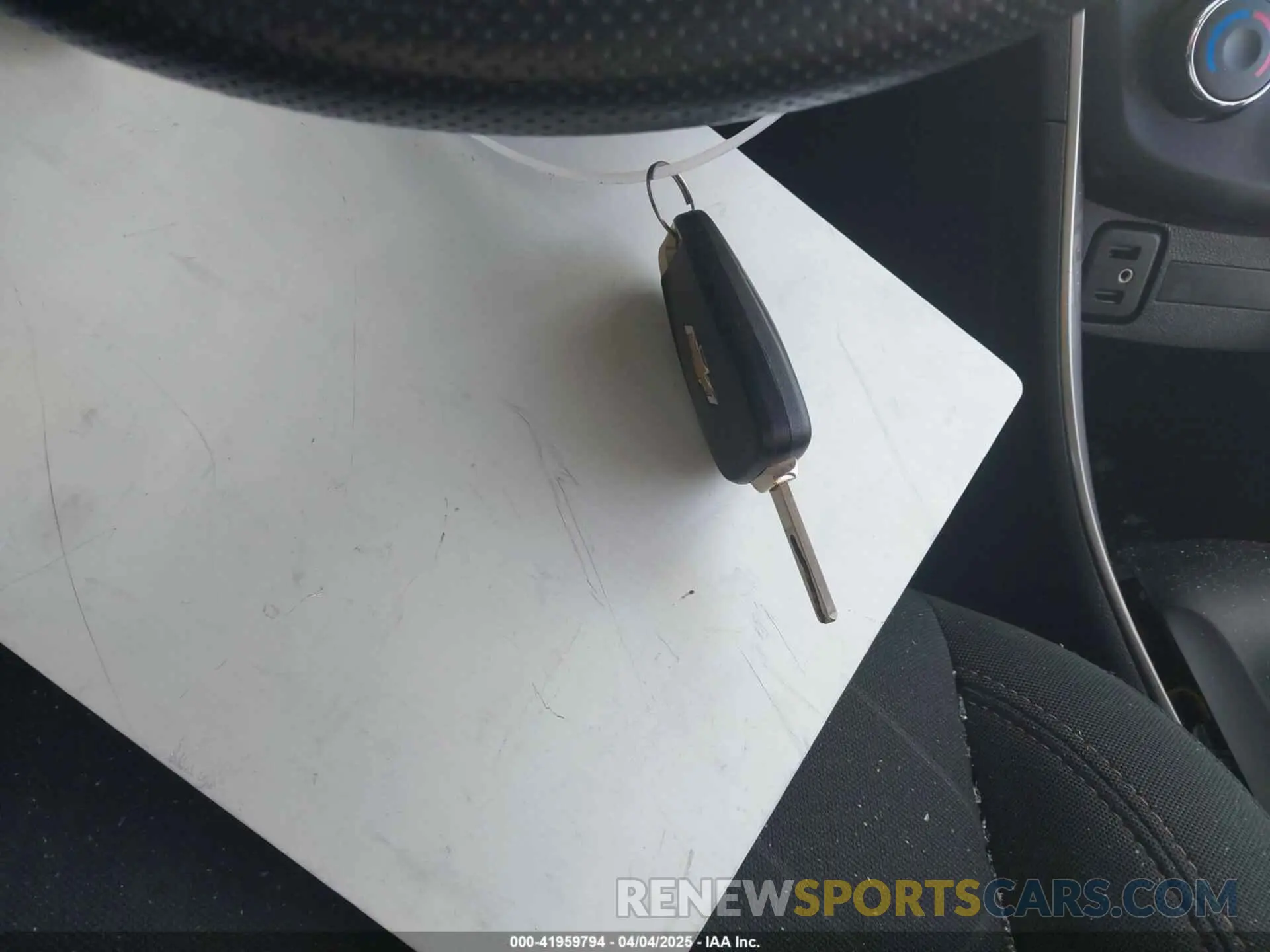 11 Photograph of a damaged car KL7CJLSB6LB325915 CHEVROLET TRAX 2020