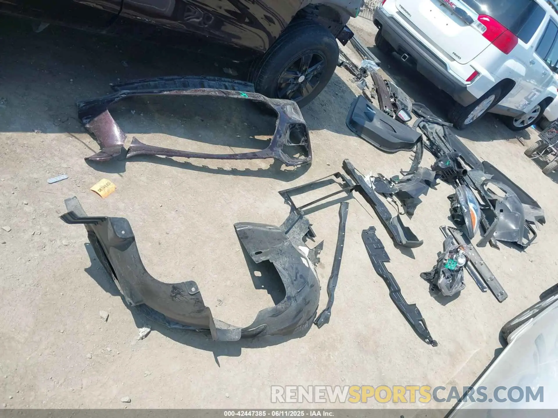 18 Photograph of a damaged car KL7CJLSB6LB341810 CHEVROLET TRAX 2020