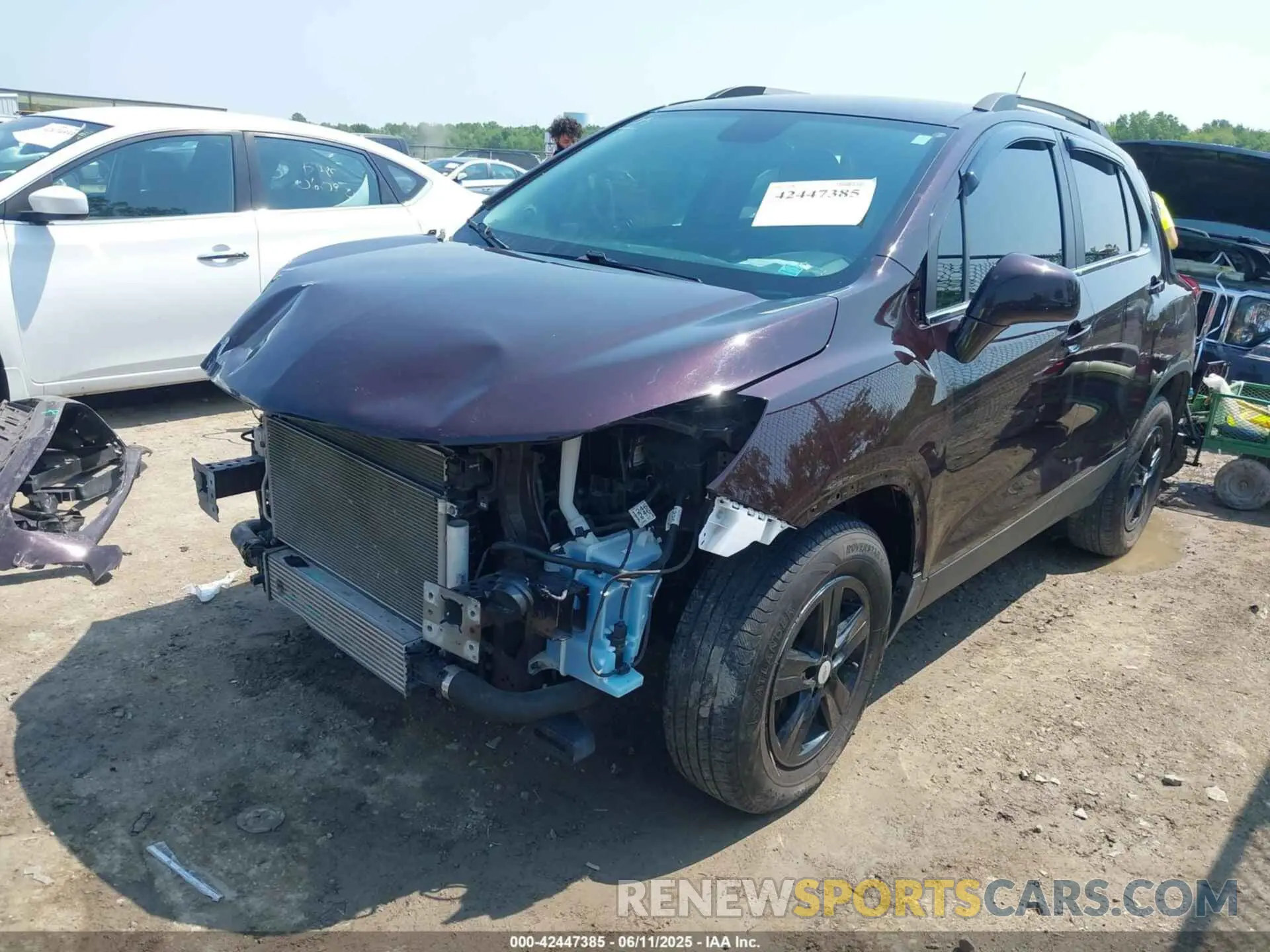 2 Photograph of a damaged car KL7CJLSB6LB341810 CHEVROLET TRAX 2020