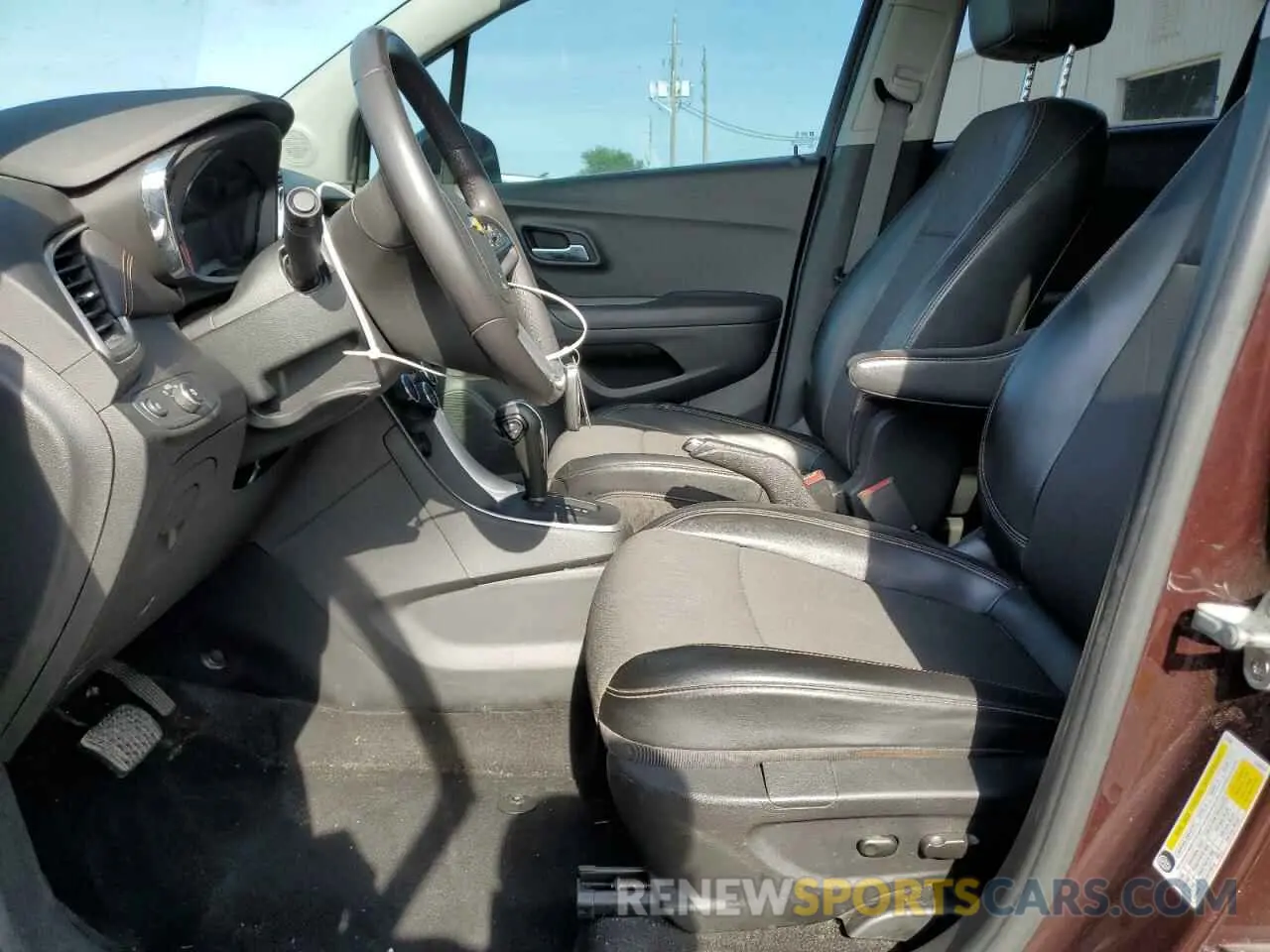 7 Photograph of a damaged car KL7CJLSB6LB342181 CHEVROLET TRAX 2020