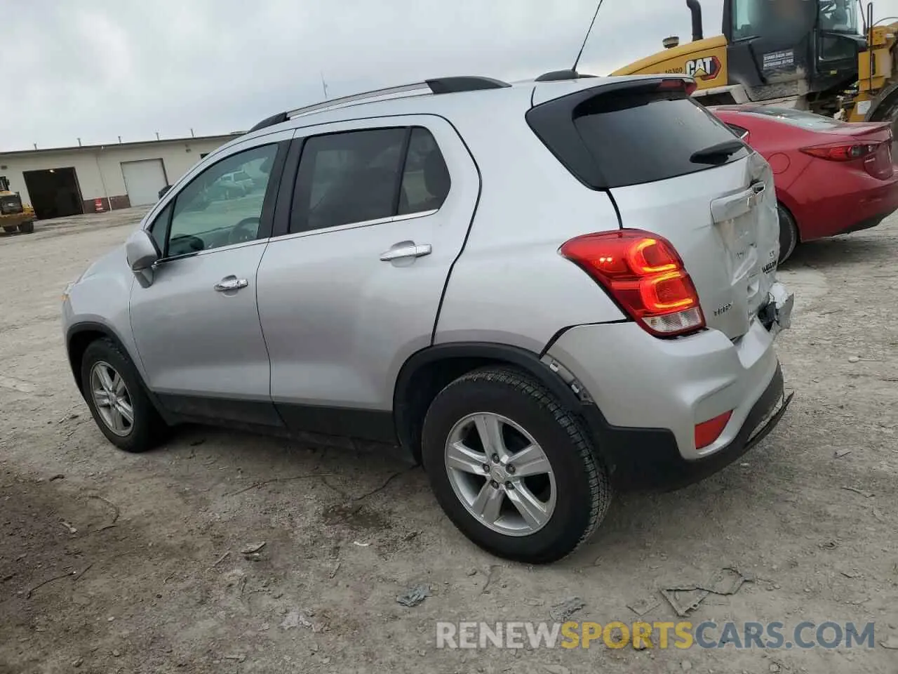 2 Photograph of a damaged car KL7CJLSB7LB029110 CHEVROLET TRAX 2020
