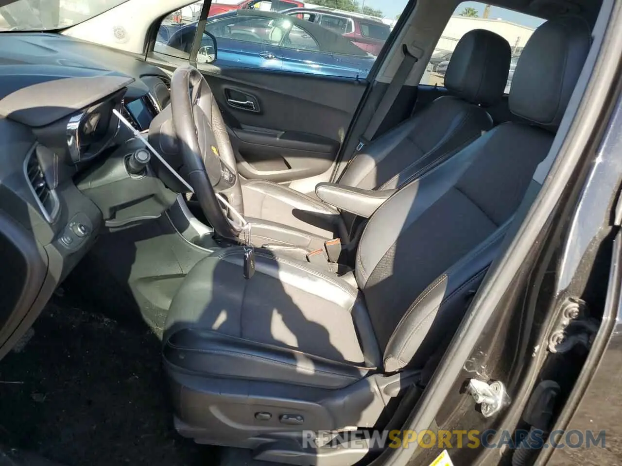 7 Photograph of a damaged car KL7CJLSB7LB065881 CHEVROLET TRAX 2020