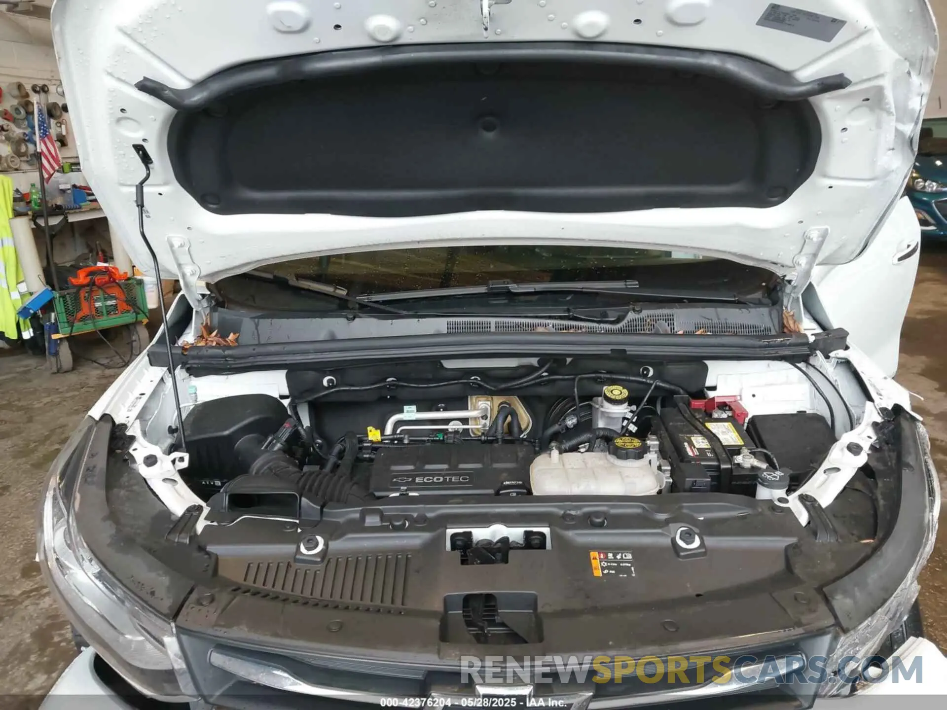 10 Photograph of a damaged car KL7CJLSB7LB069297 CHEVROLET TRAX 2020