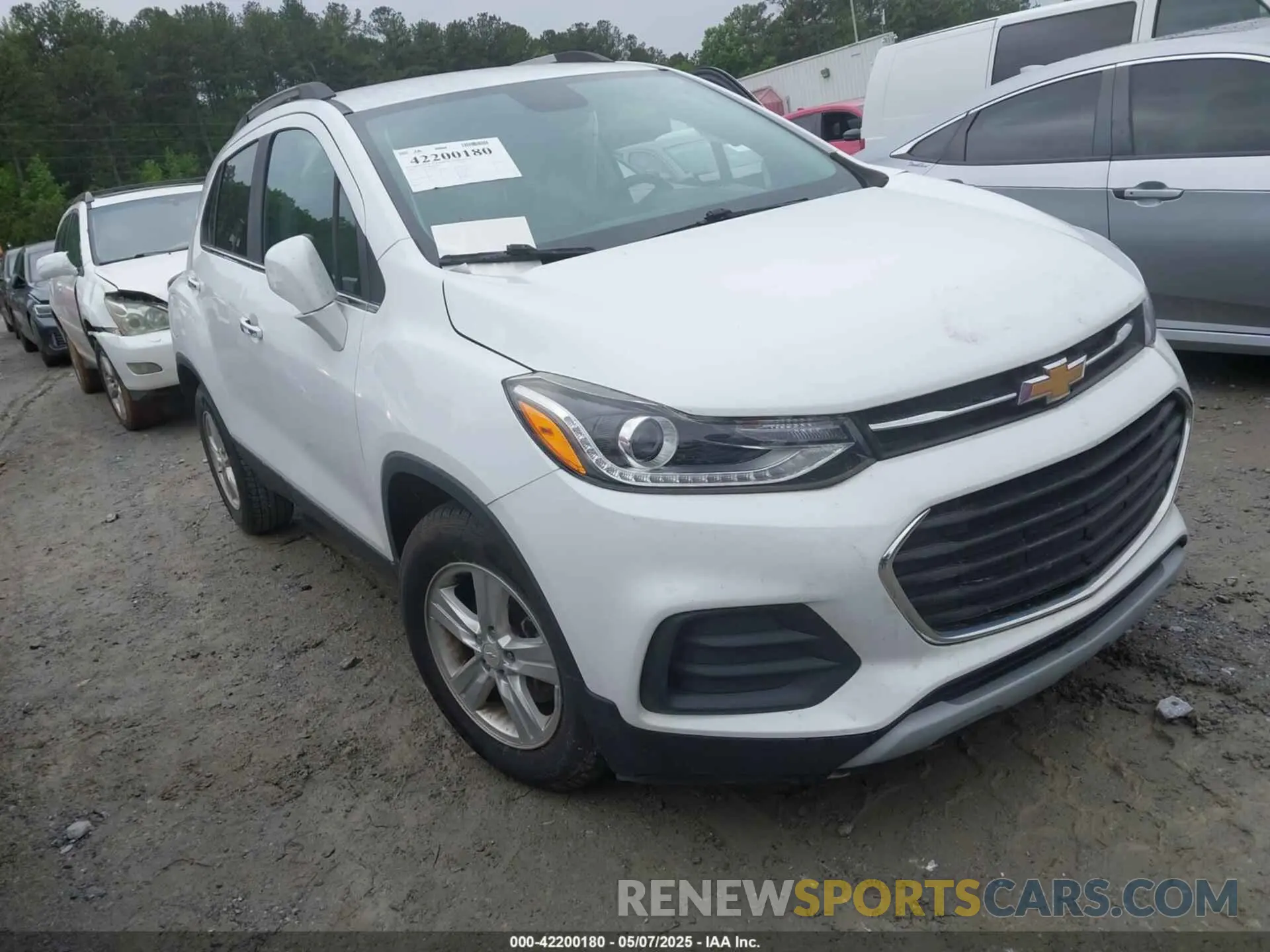 1 Photograph of a damaged car KL7CJLSB7LB075309 CHEVROLET TRAX 2020