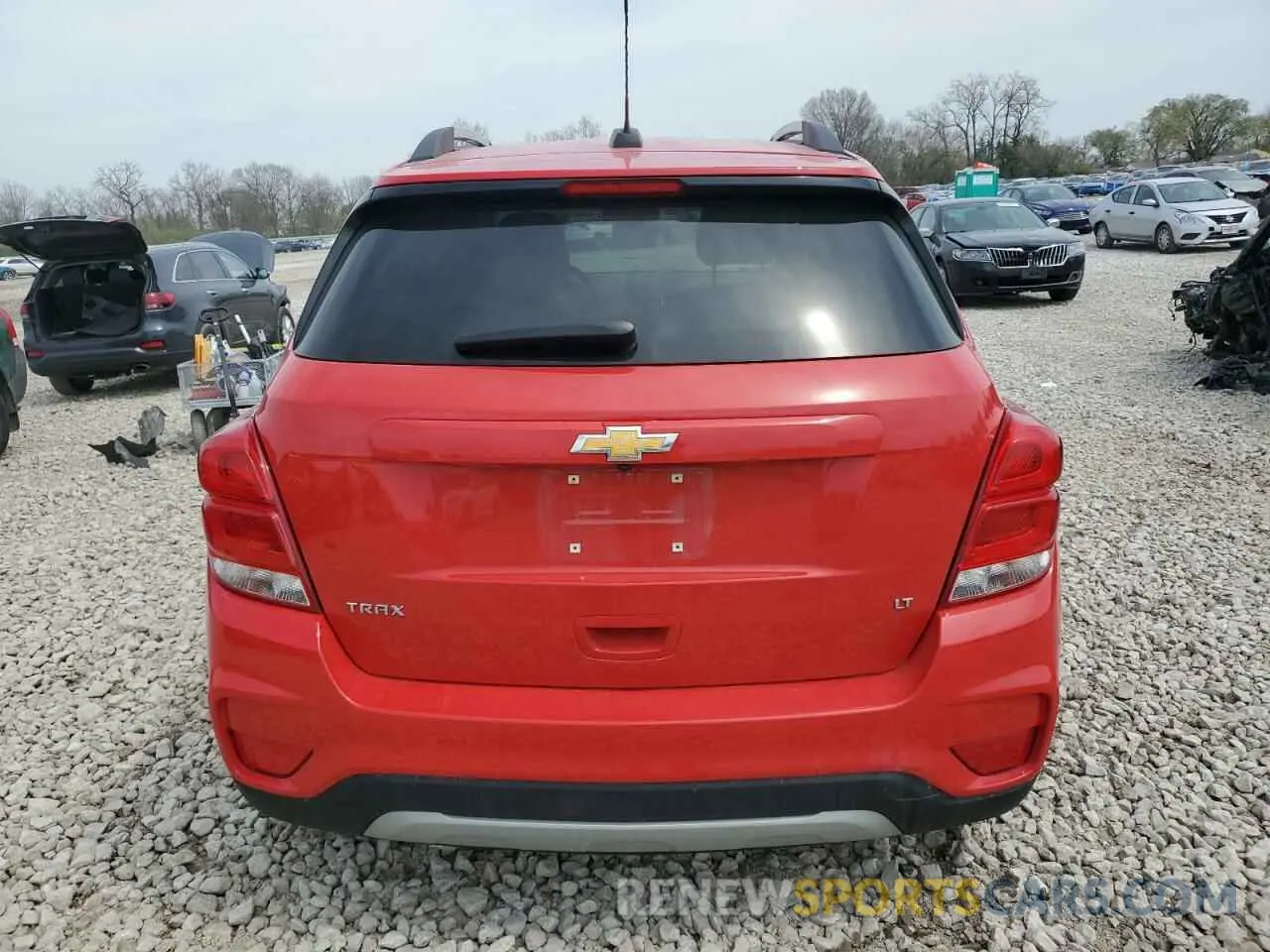 6 Photograph of a damaged car KL7CJLSB7LB338818 CHEVROLET TRAX 2020