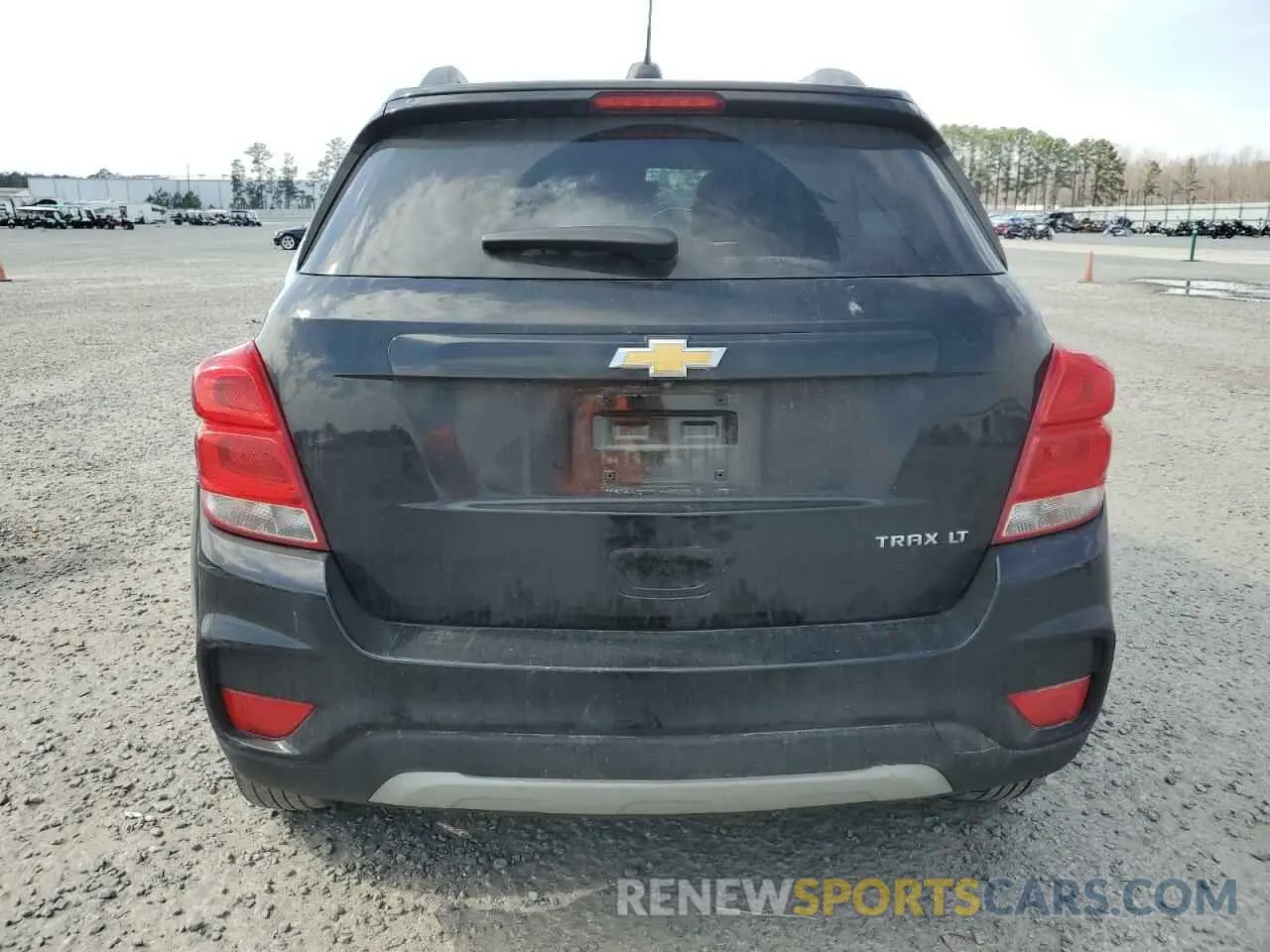 6 Photograph of a damaged car KL7CJLSB8LB025440 CHEVROLET TRAX 2020