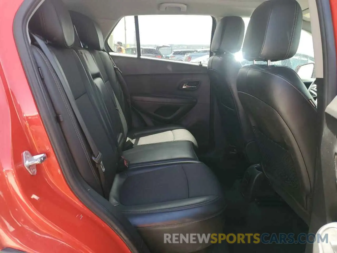 10 Photograph of a damaged car KL7CJLSB8LB341310 CHEVROLET TRAX 2020