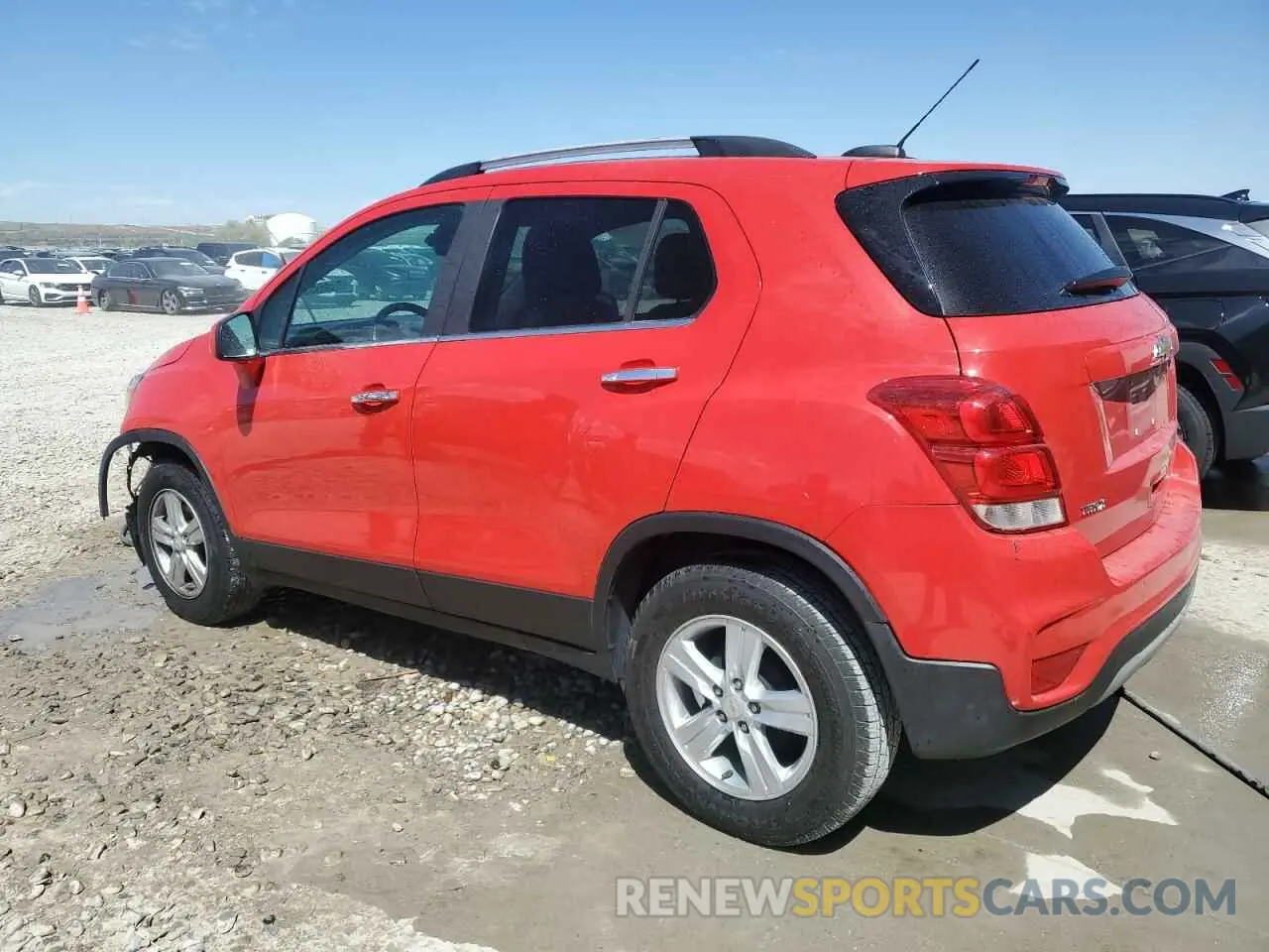 2 Photograph of a damaged car KL7CJLSB8LB341310 CHEVROLET TRAX 2020