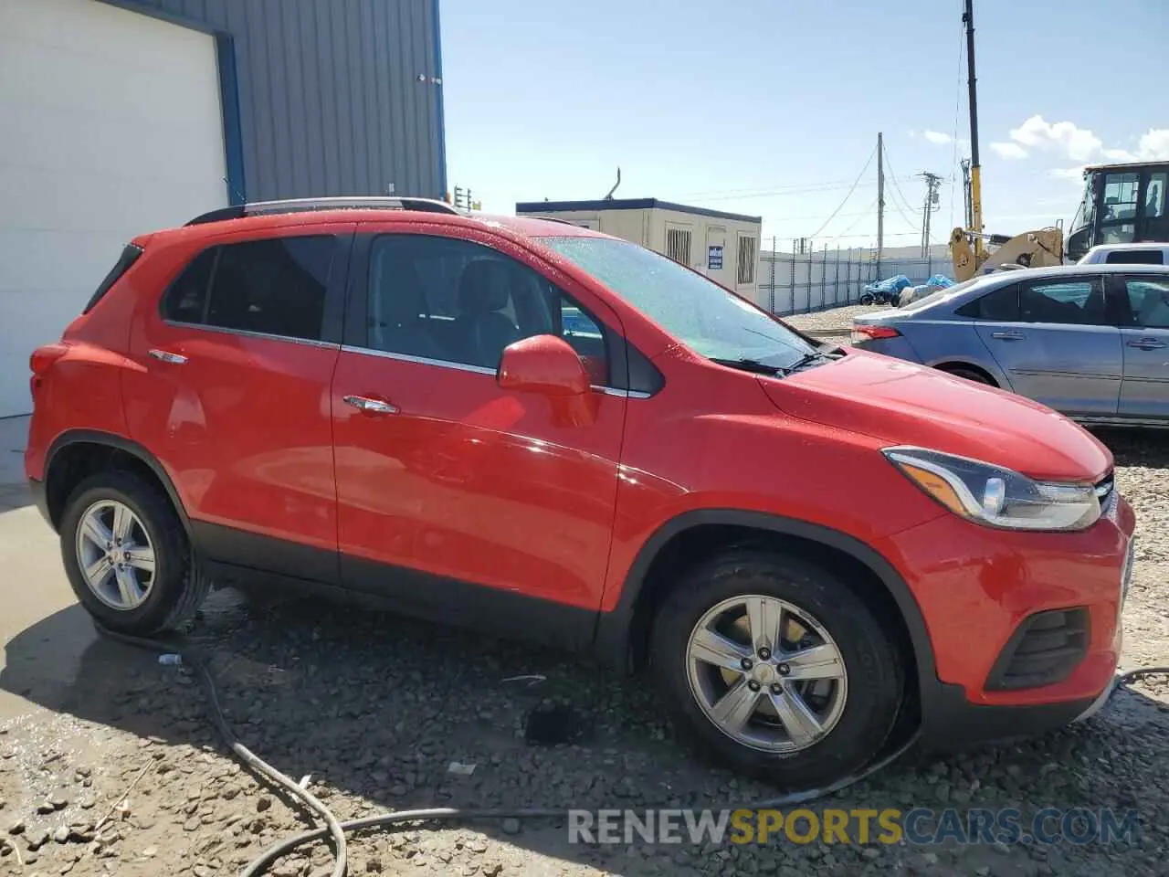 4 Photograph of a damaged car KL7CJLSB8LB341310 CHEVROLET TRAX 2020