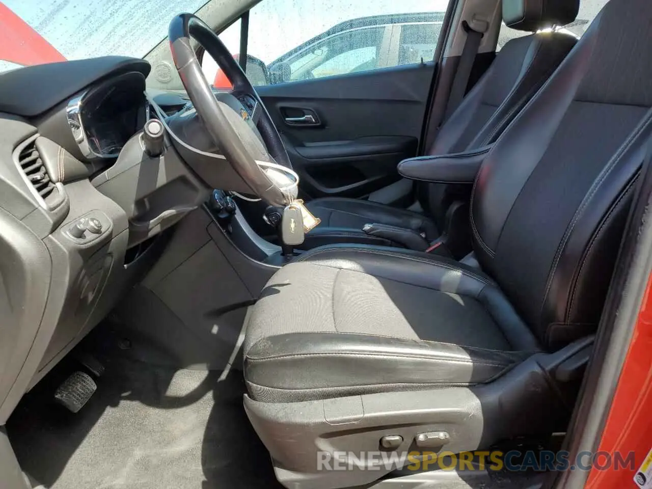 7 Photograph of a damaged car KL7CJLSB8LB341310 CHEVROLET TRAX 2020
