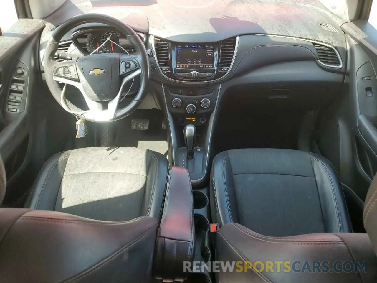 8 Photograph of a damaged car KL7CJLSB8LB341310 CHEVROLET TRAX 2020