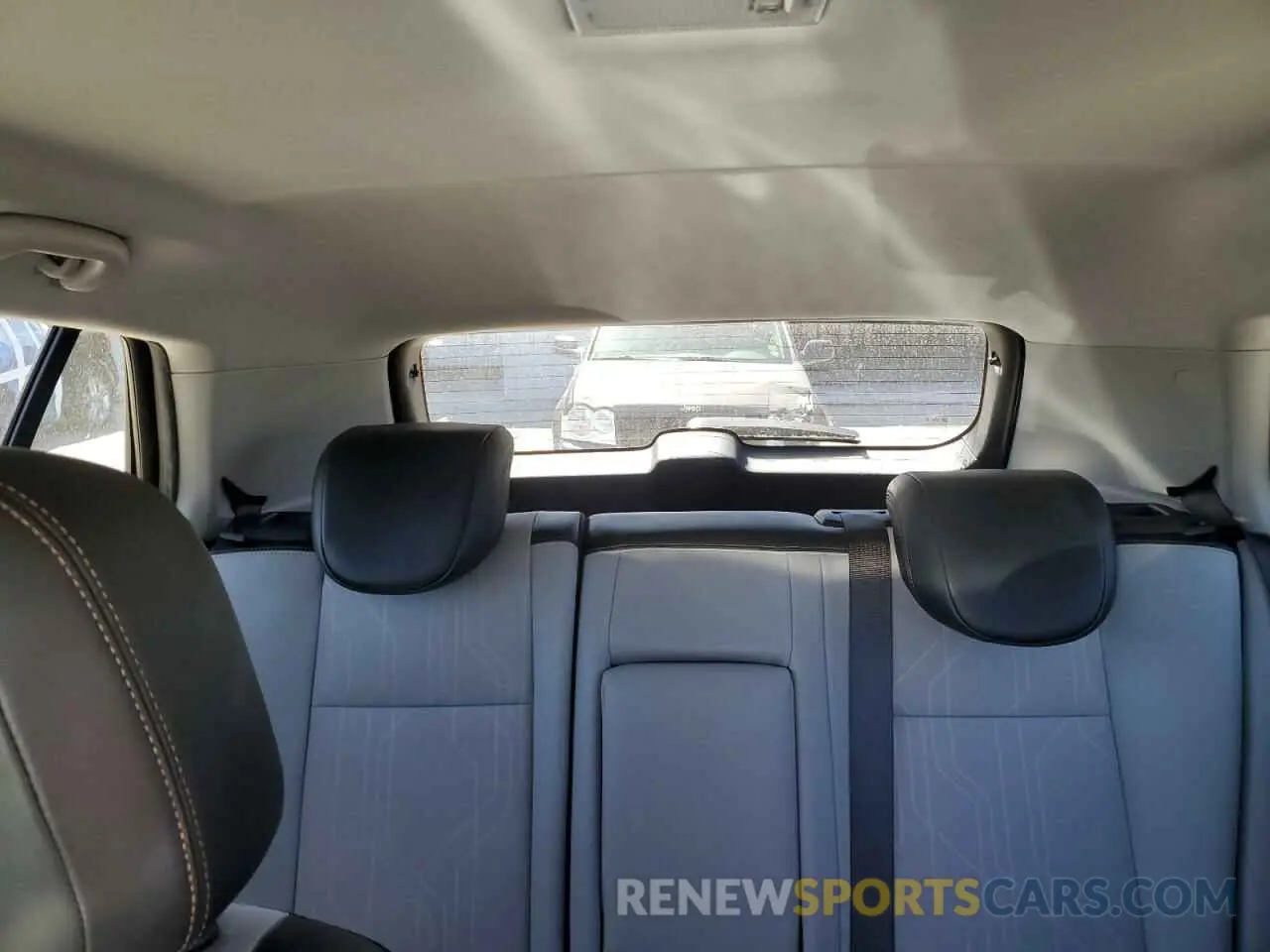 10 Photograph of a damaged car KL7CJLSB8LB353733 CHEVROLET TRAX 2020