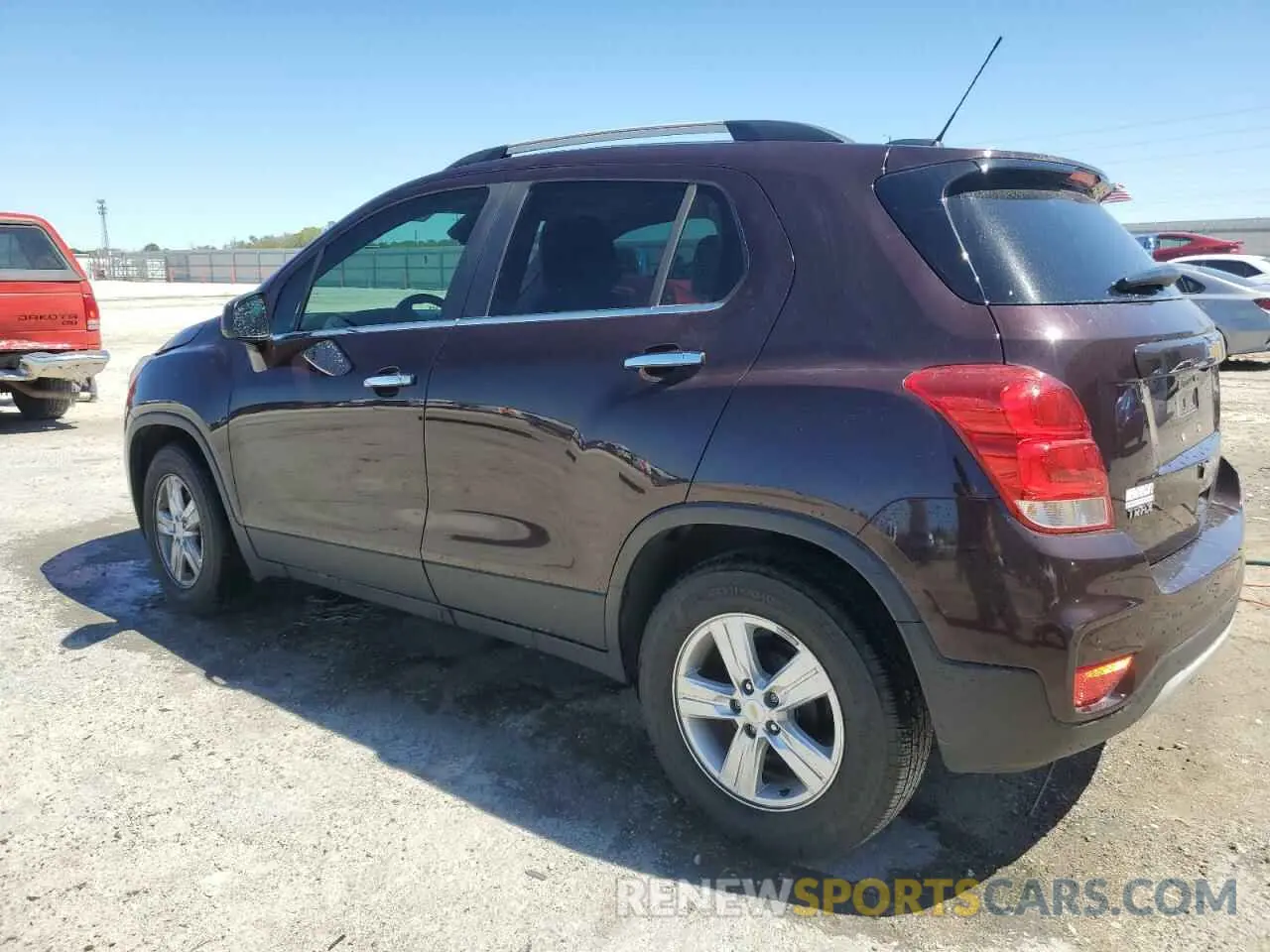 2 Photograph of a damaged car KL7CJLSB8LB353733 CHEVROLET TRAX 2020