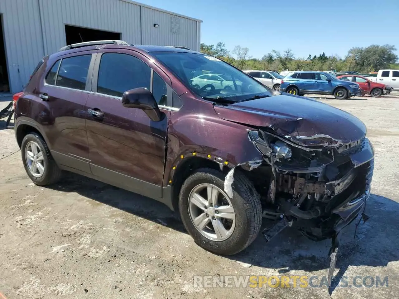 4 Photograph of a damaged car KL7CJLSB8LB353733 CHEVROLET TRAX 2020