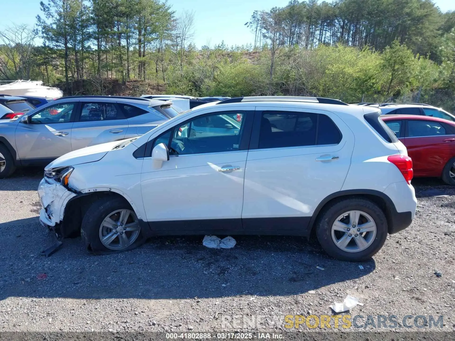 14 Photograph of a damaged car KL7CJLSB9LB005813 CHEVROLET TRAX 2020