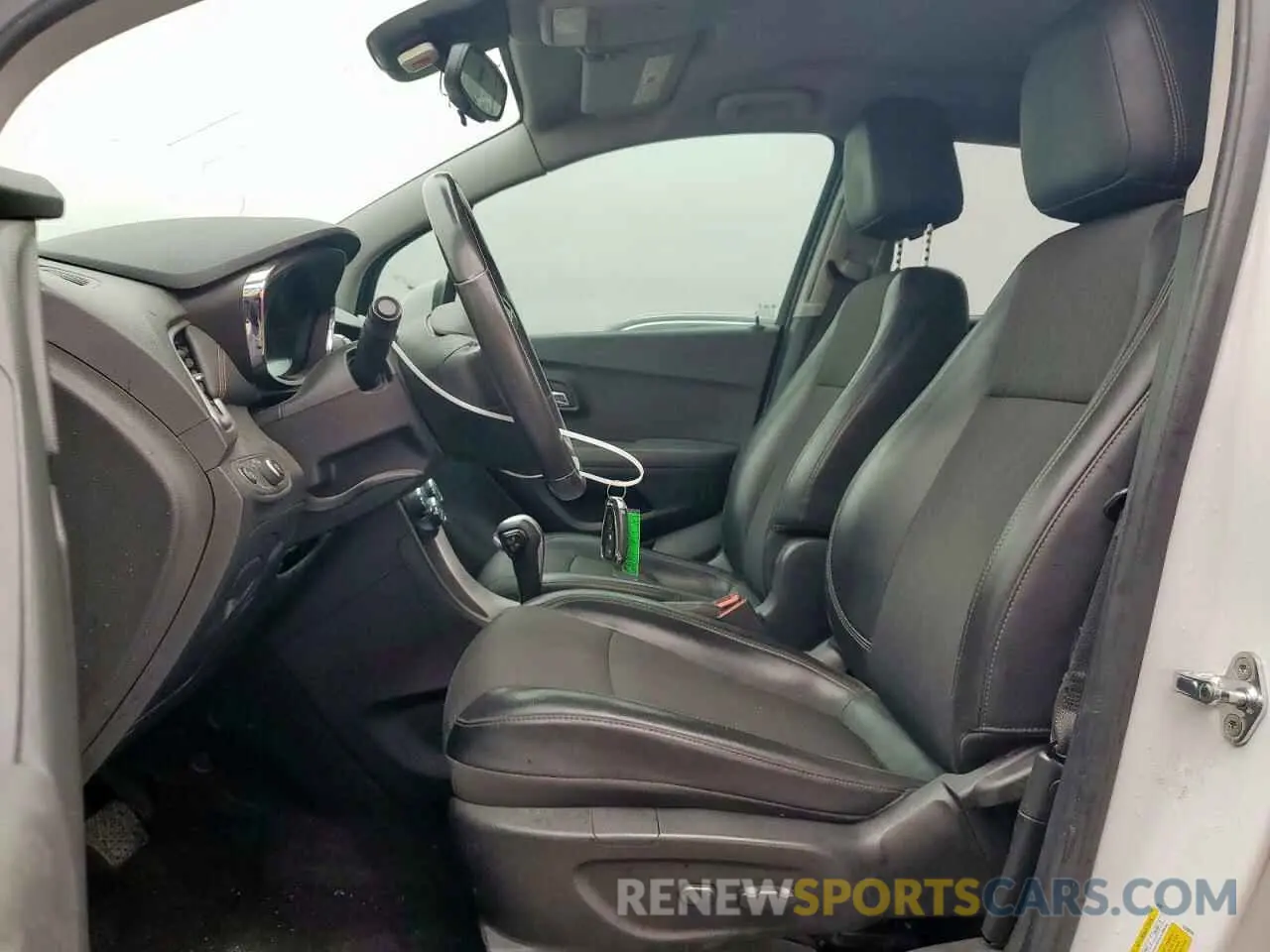 7 Photograph of a damaged car KL7CJLSB9LB048970 CHEVROLET TRAX 2020