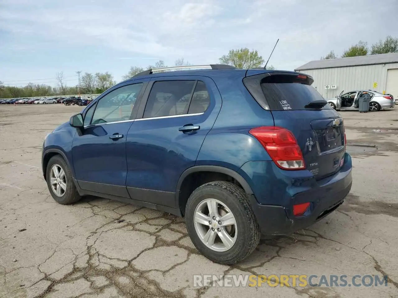 2 Photograph of a damaged car KL7CJLSB9LB330512 CHEVROLET TRAX 2020
