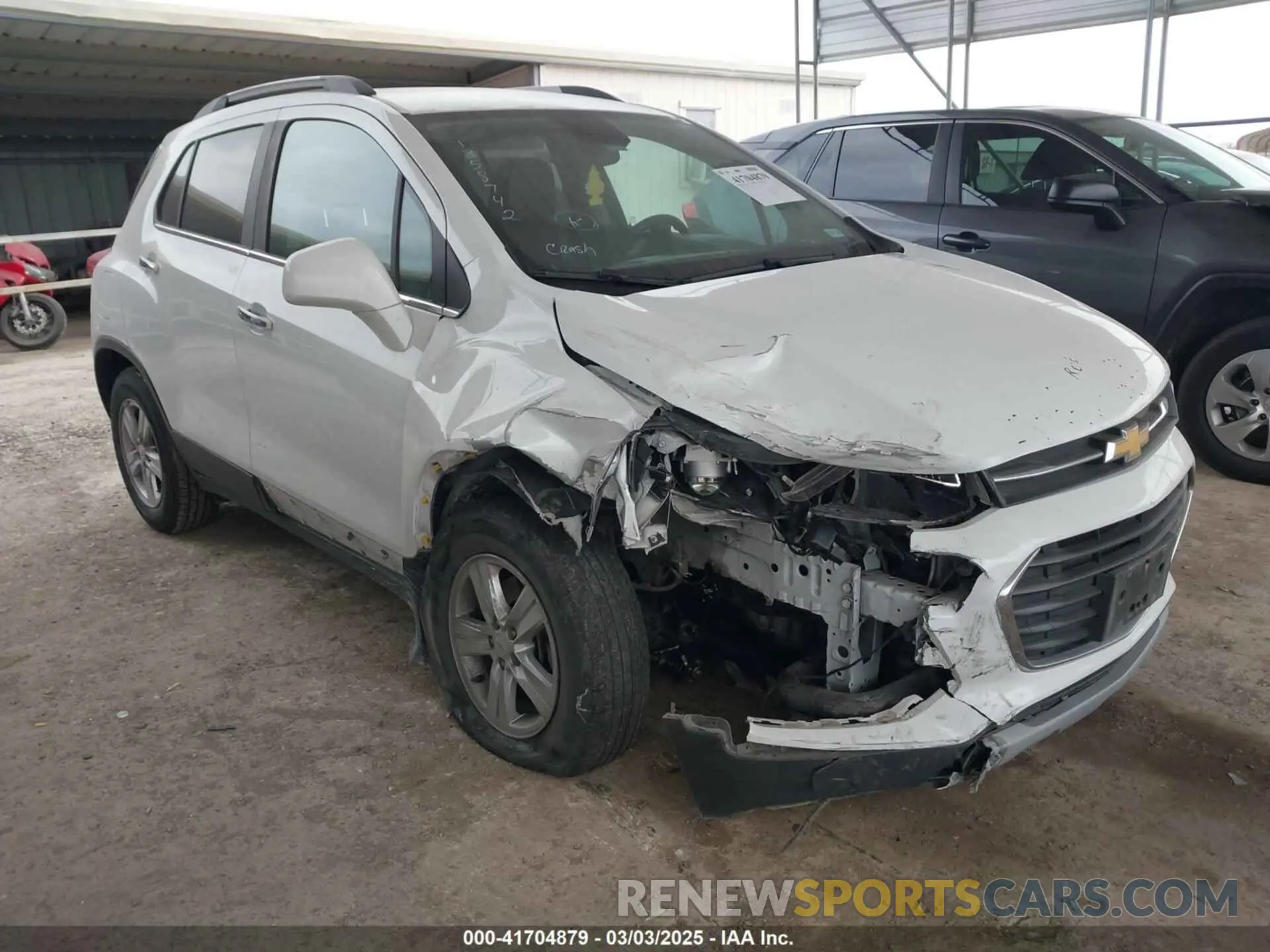 1 Photograph of a damaged car KL7CJLSBXLB010793 CHEVROLET TRAX 2020