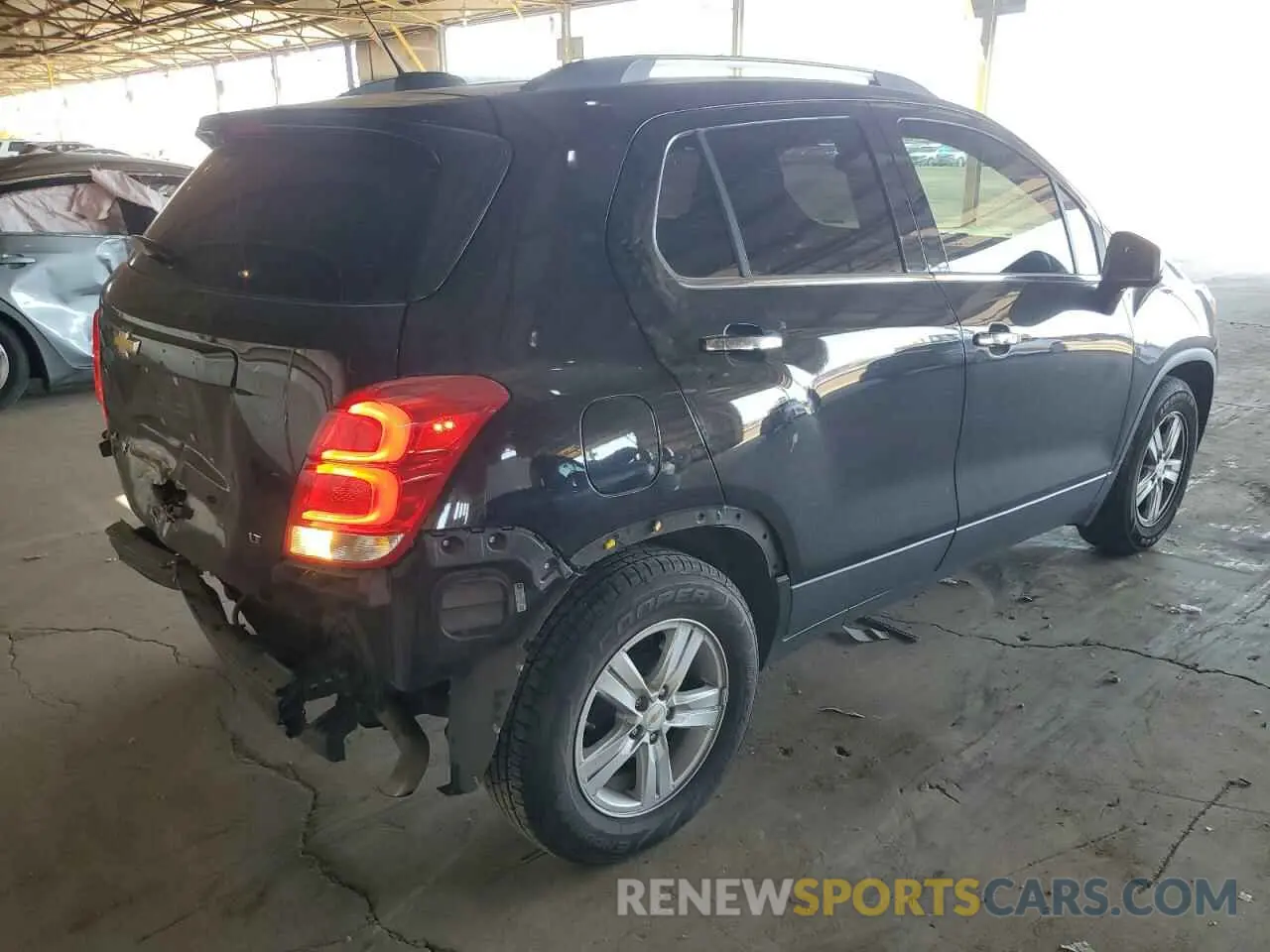 3 Photograph of a damaged car KL7CJLSBXLB011572 CHEVROLET TRAX 2020