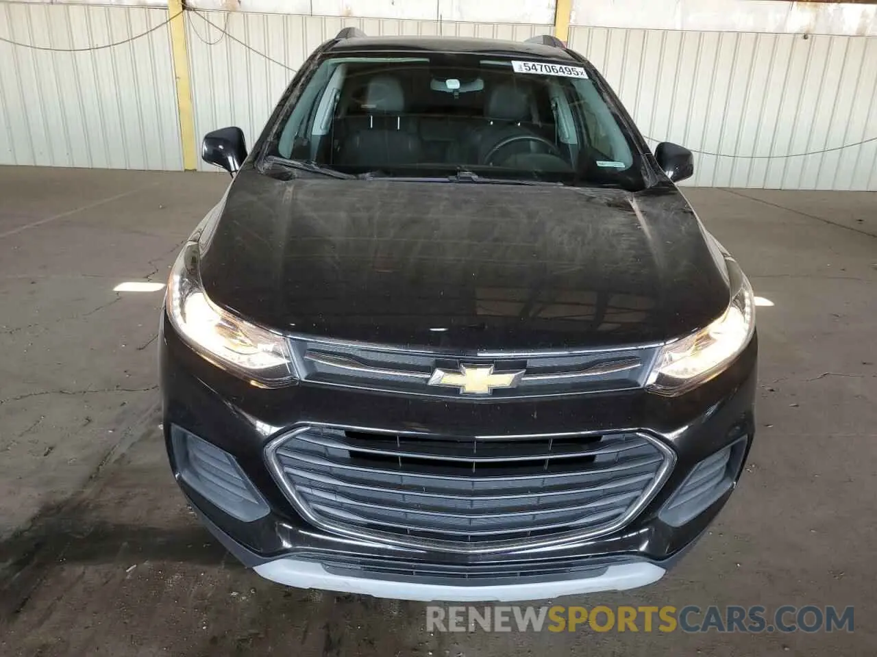 5 Photograph of a damaged car KL7CJLSBXLB011572 CHEVROLET TRAX 2020